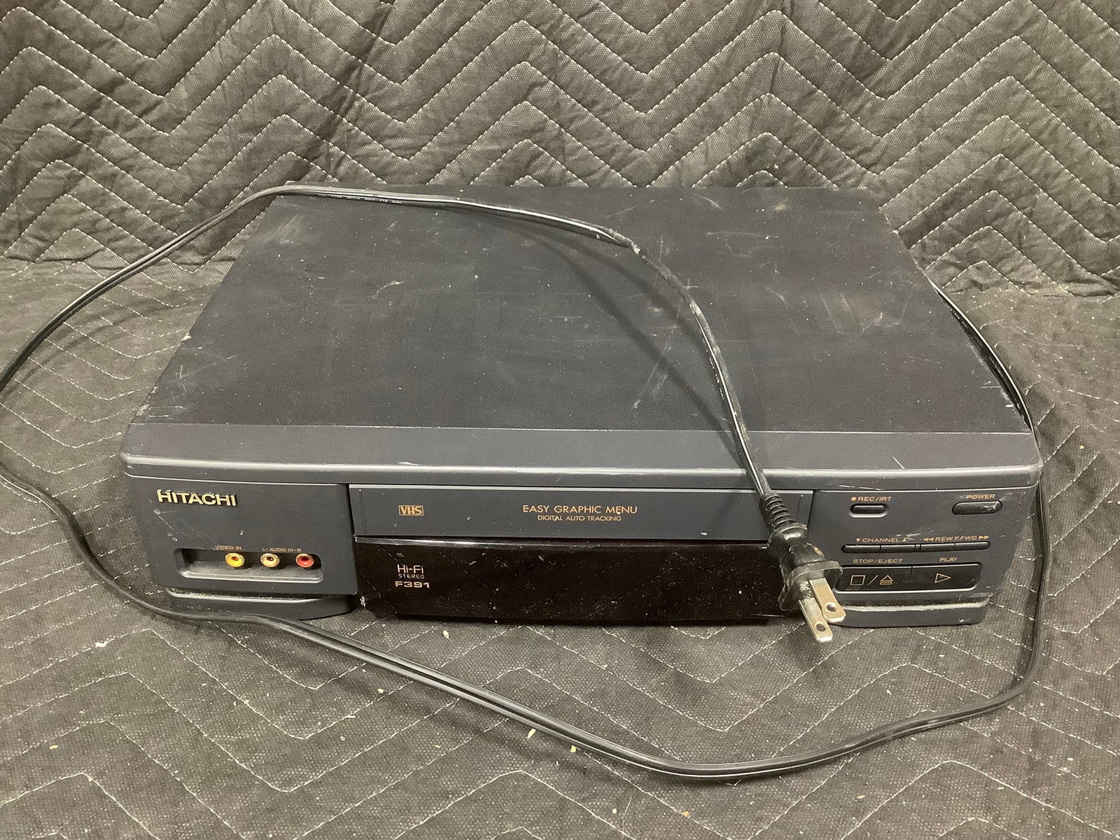 Hitachi Hi-Fi VHS Player (F391) (1 of 1)