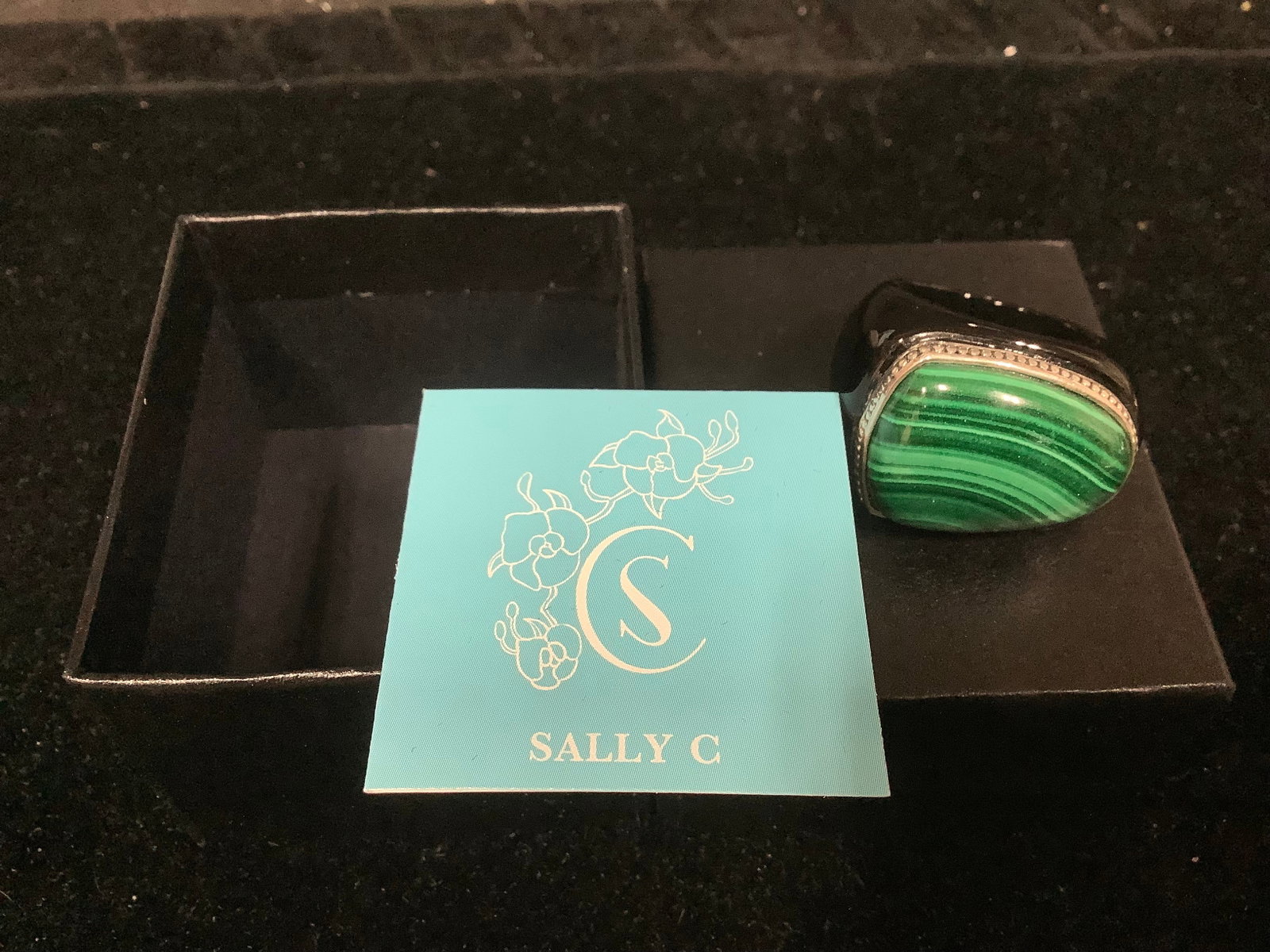Sally Treasures Agata Malachite Ring (Size: 8) (1 of 1)