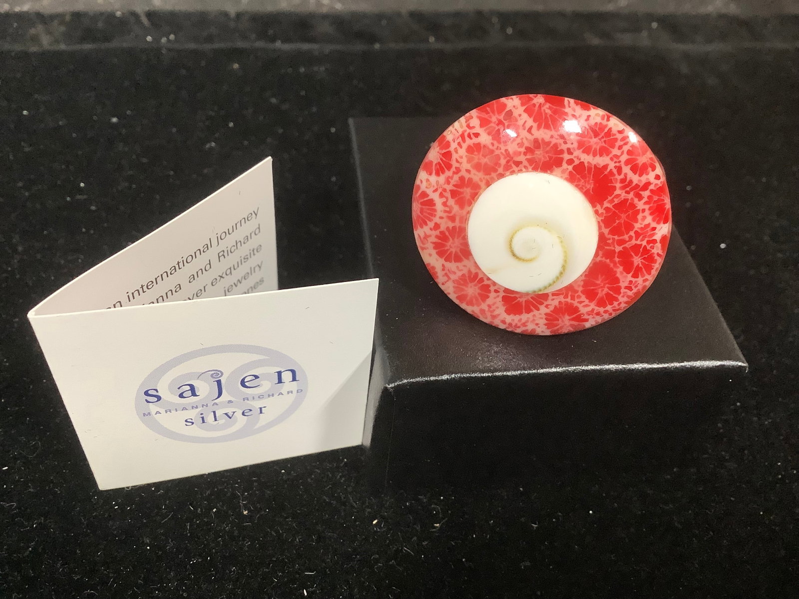 Sajen Coral & Shell Carved Red Ring (Size: 8): Sajen Coral & Shell Carved Red Ring (Size: 8)
