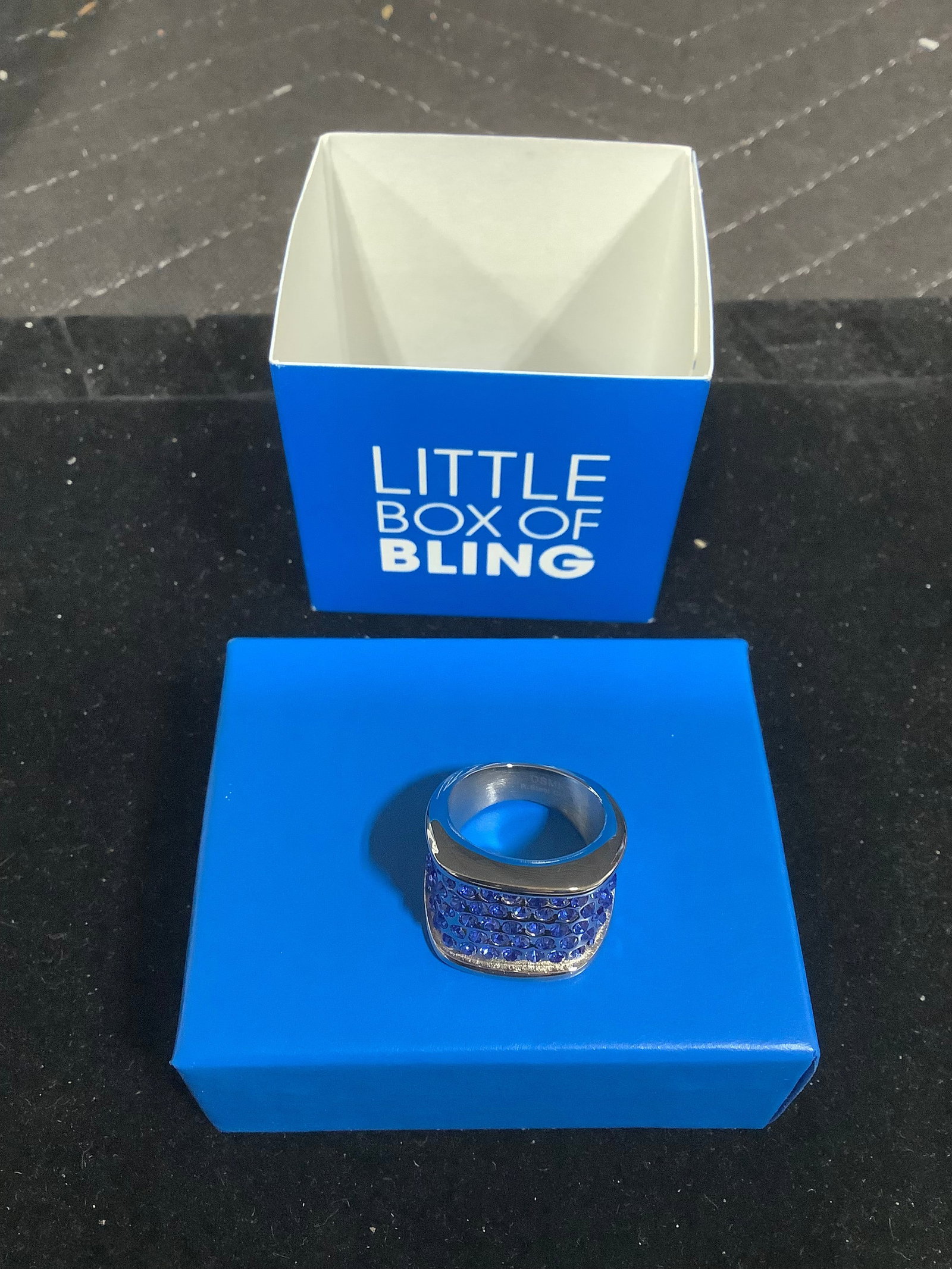 Stainless Steel Pave Squared Blue Ring (Size: 6): Stainless Steel Pave Squared Blue Ring (Size: 6)