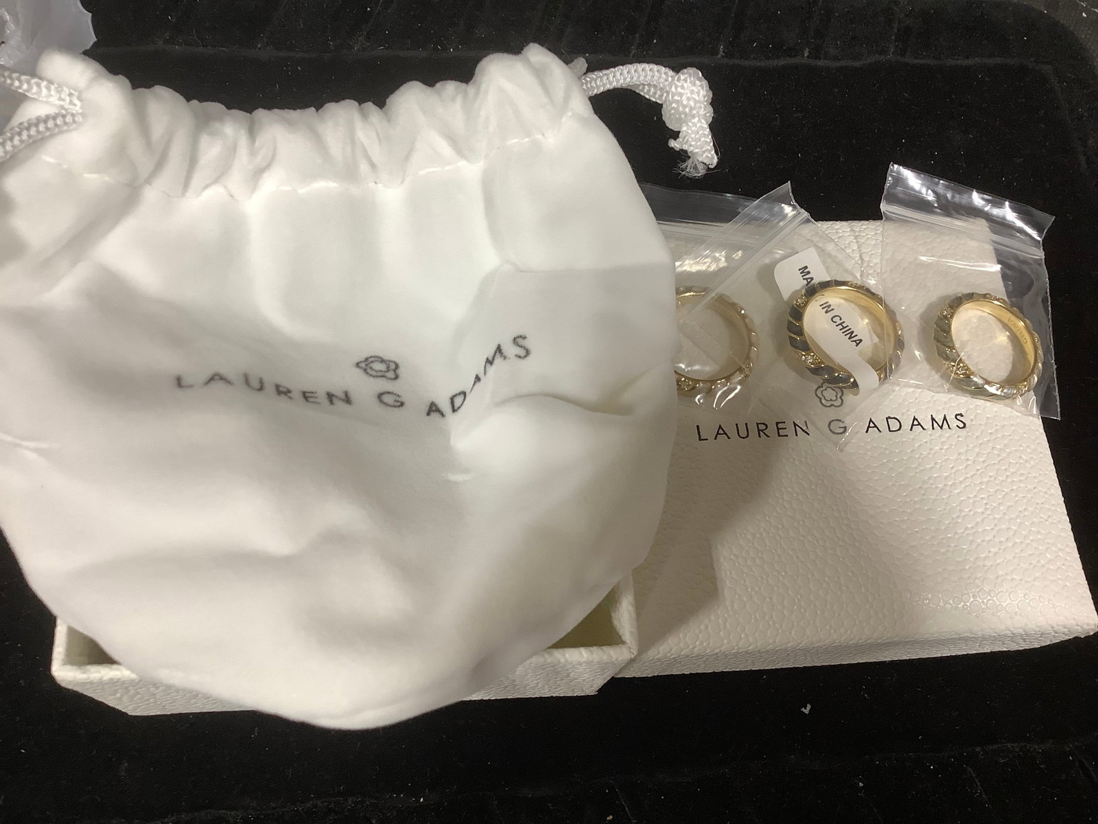 Lauren G Adams Set of 3 Shades of Color Enamel Stack Rings (Size: 9): Lauren G Adams Set of 3 Shades of Color Enamel Stack Rings (Size: 9)