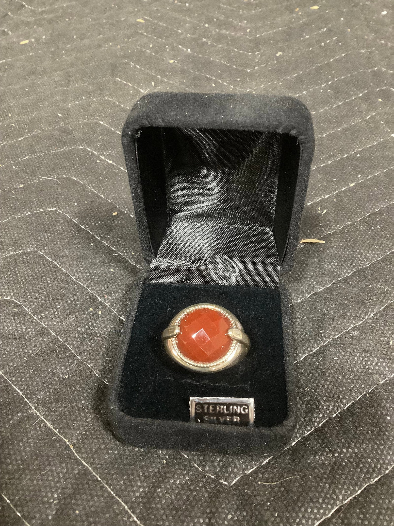 Sterling round faceted carnelian ring with design border(8): Sterling round faceted carnelian ring with design border(8)