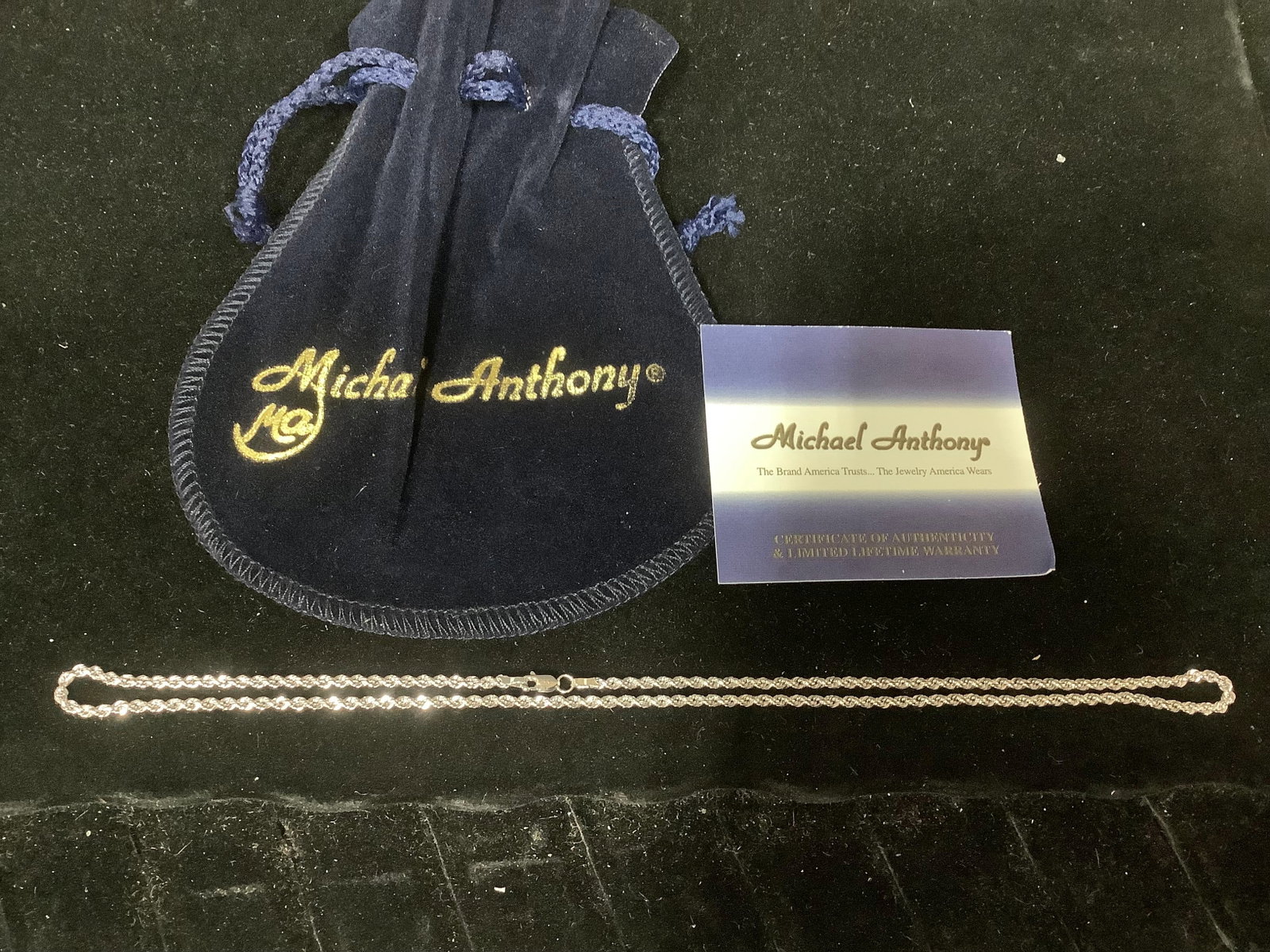 Michael Anthony 16'' glitter rope chain: Michael Anthony 16'' glitter rope chain