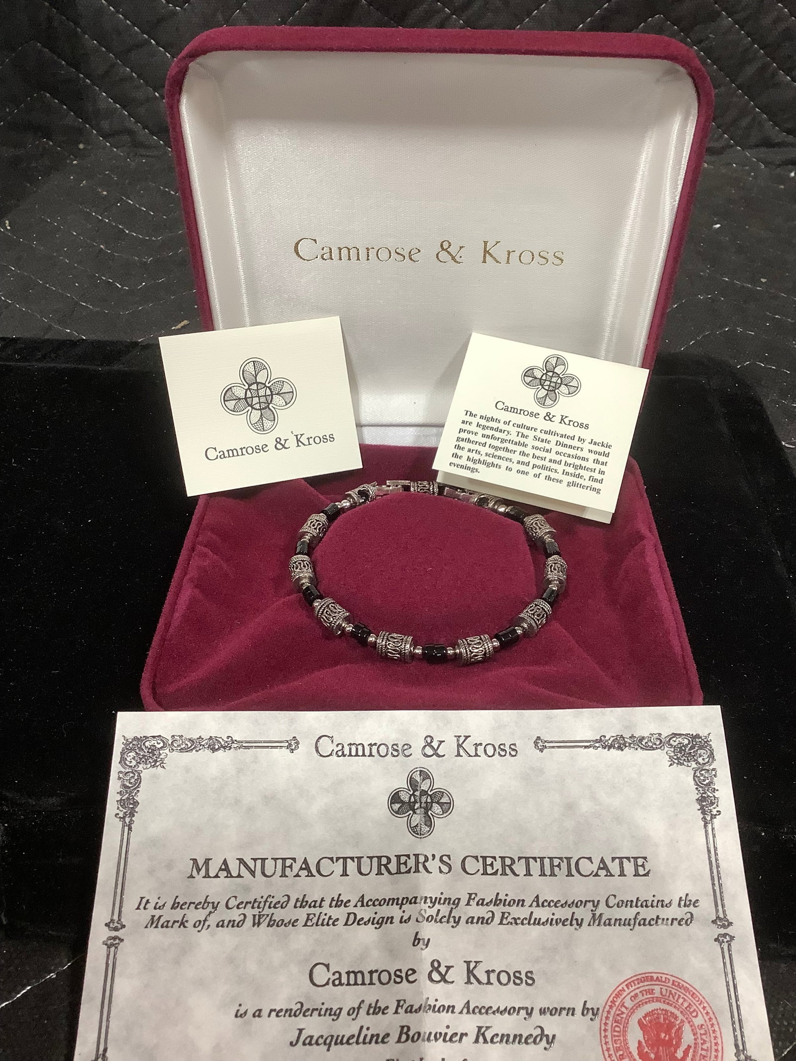 Jacqueline Kennedy bali style black onyx bracelet (1 of 1)