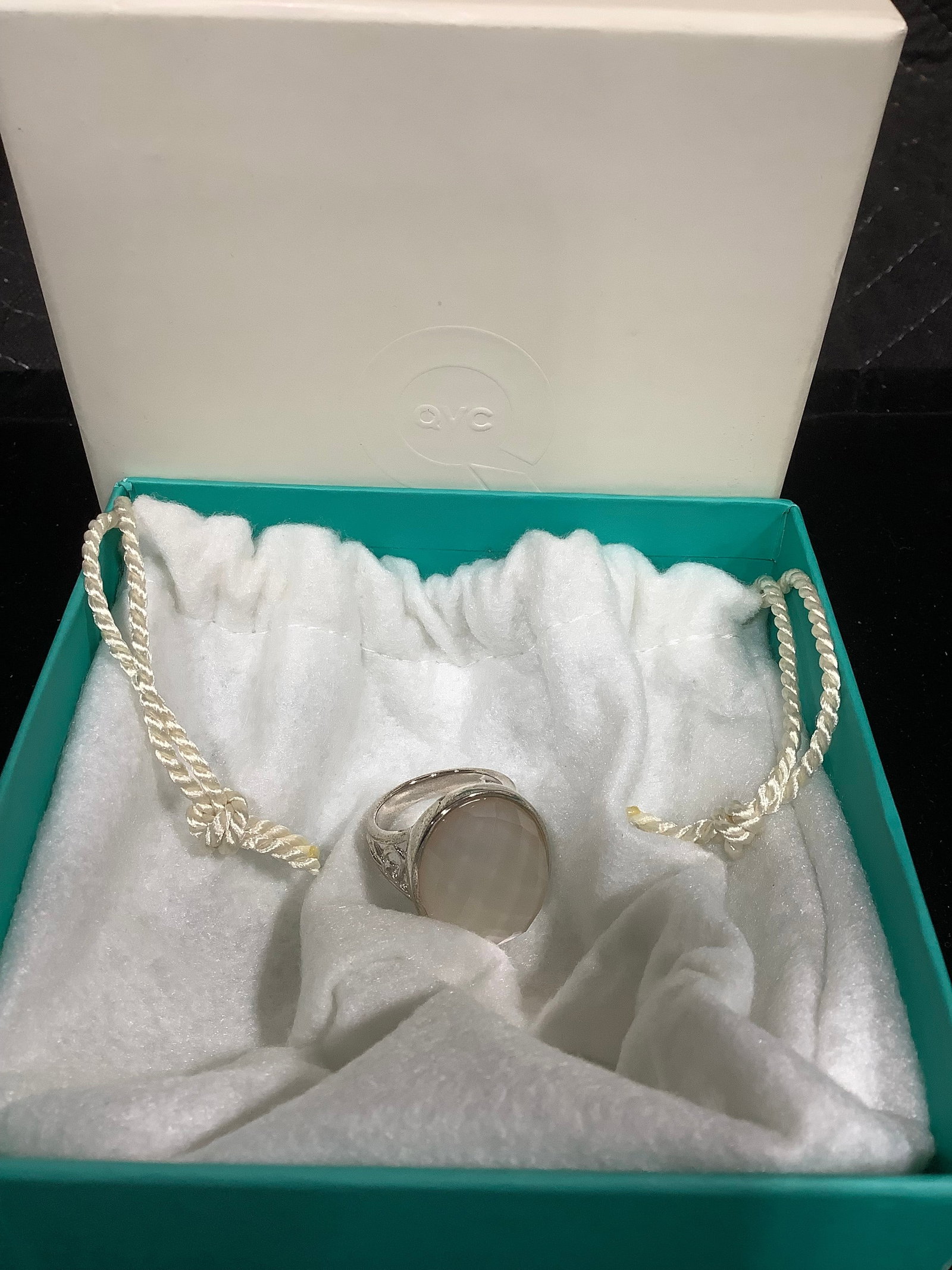 Sterling bold oval gemstone doublet ring mother of pearl(8): Sterling bold oval gemstone doublet ring mother of pearl(8)