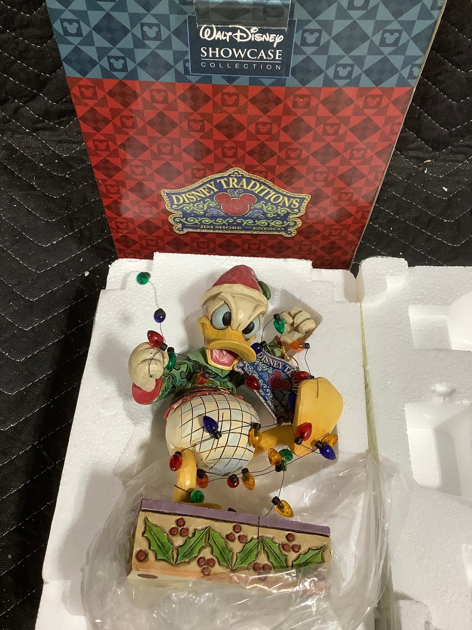 Walt Disney Showcase Santas High Strung Helper collectible(7in tall)*new in box*: Walt Disney Showcase Santas High Strung Helper collectible(7in tall)*new in box*