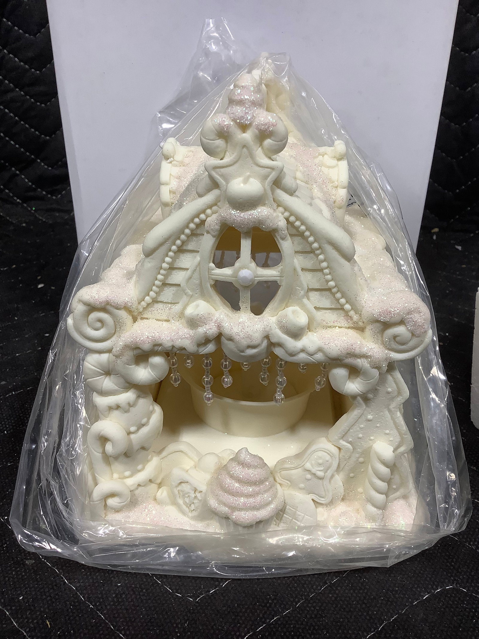 Mark Klaus lighted gingerbread house votive with timer(6in tall)*new in box* (1 of 1)