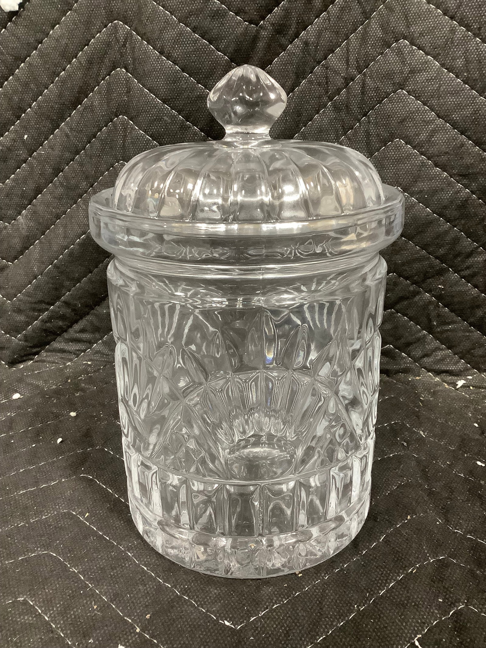 Crystal lidded jar(7.5in) (1 of 1)
