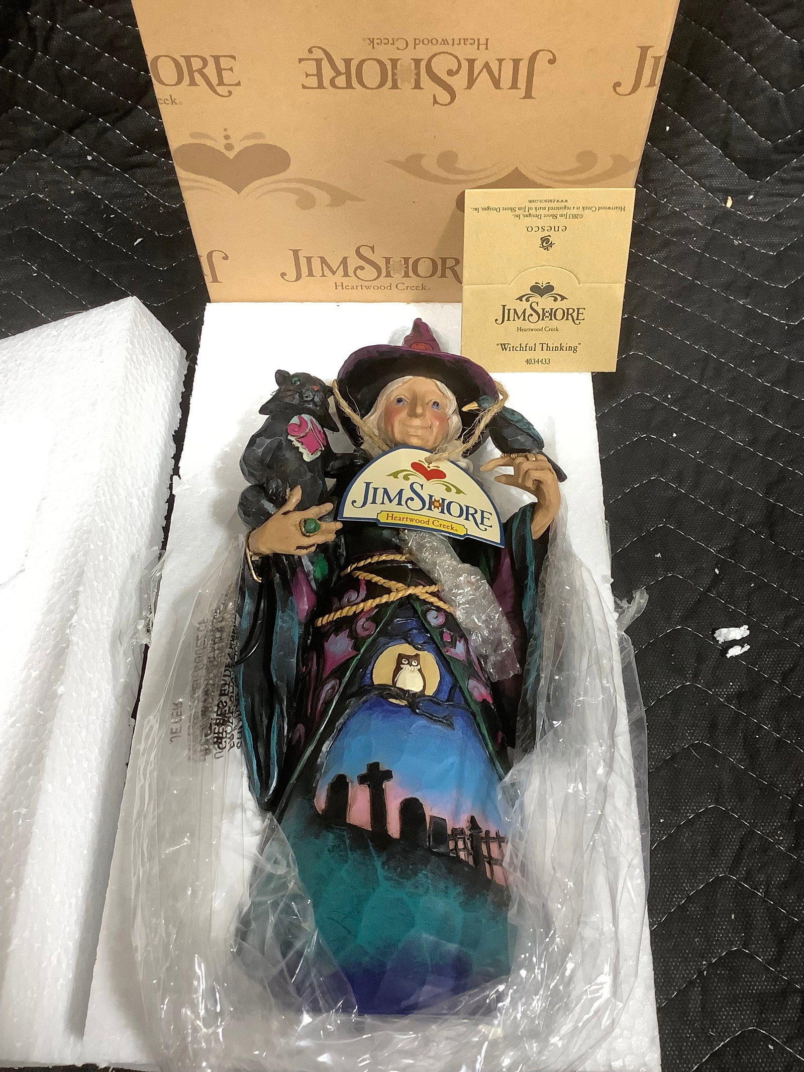 Jim Shore Witchful Thinking collectible(10in tall)*new in package*: Jim Shore Witchful Thinking collectible(10in tall)*new in package*