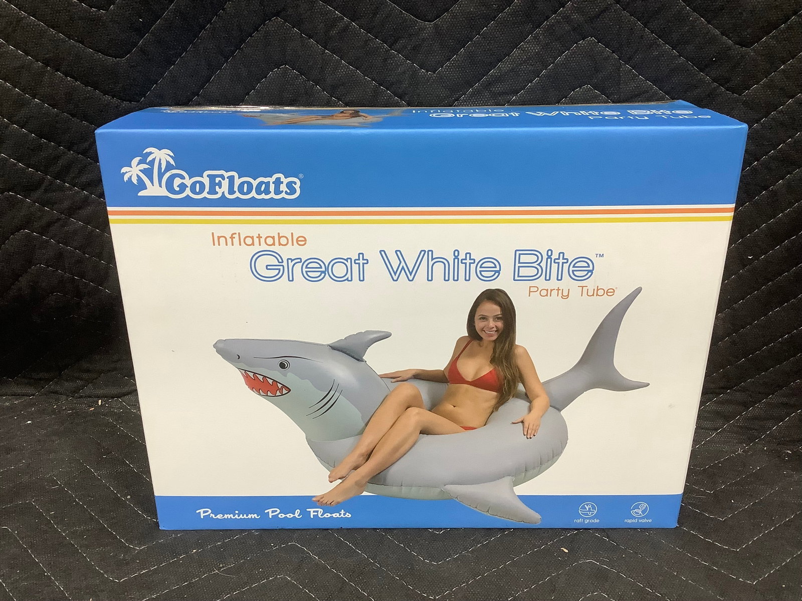 GoFloats Great White Inflatable tube(2.5intall, 4in wide)*new in box* (1 of 1)