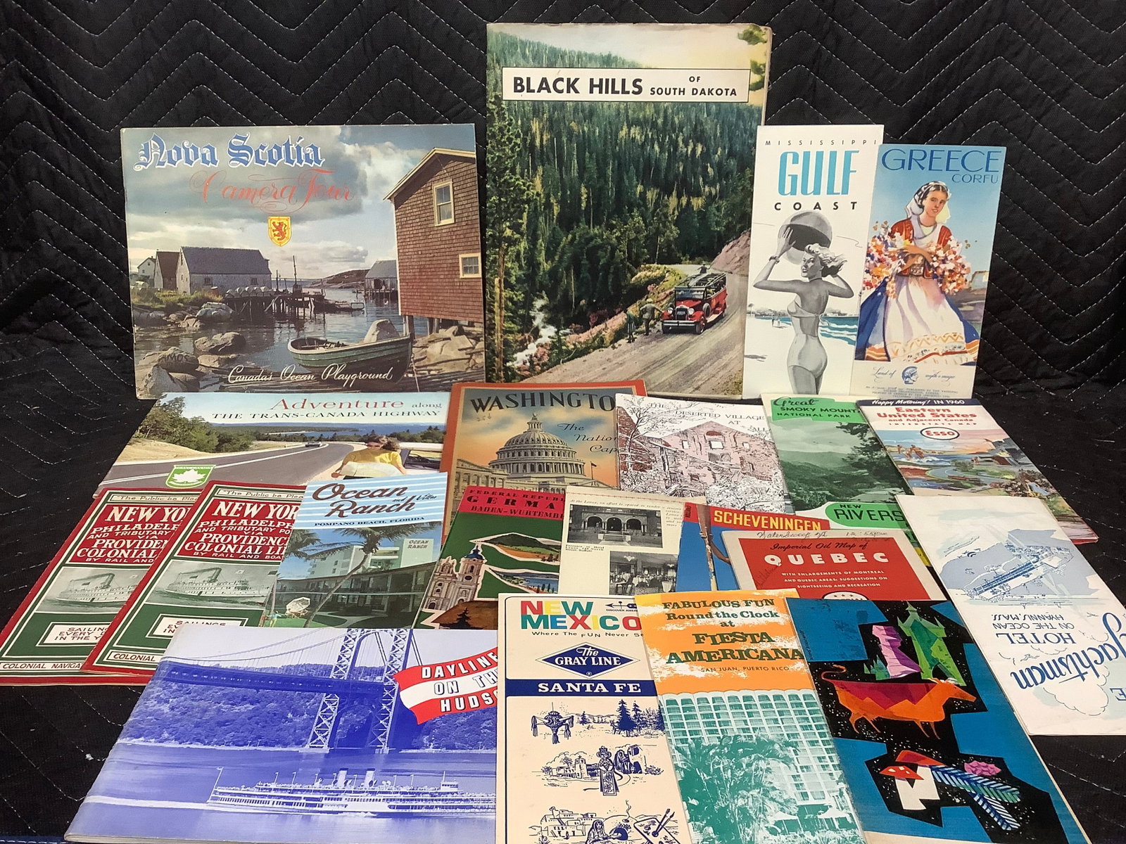 Vintage Booklets and Brochures: Vintage Booklets and Brochures