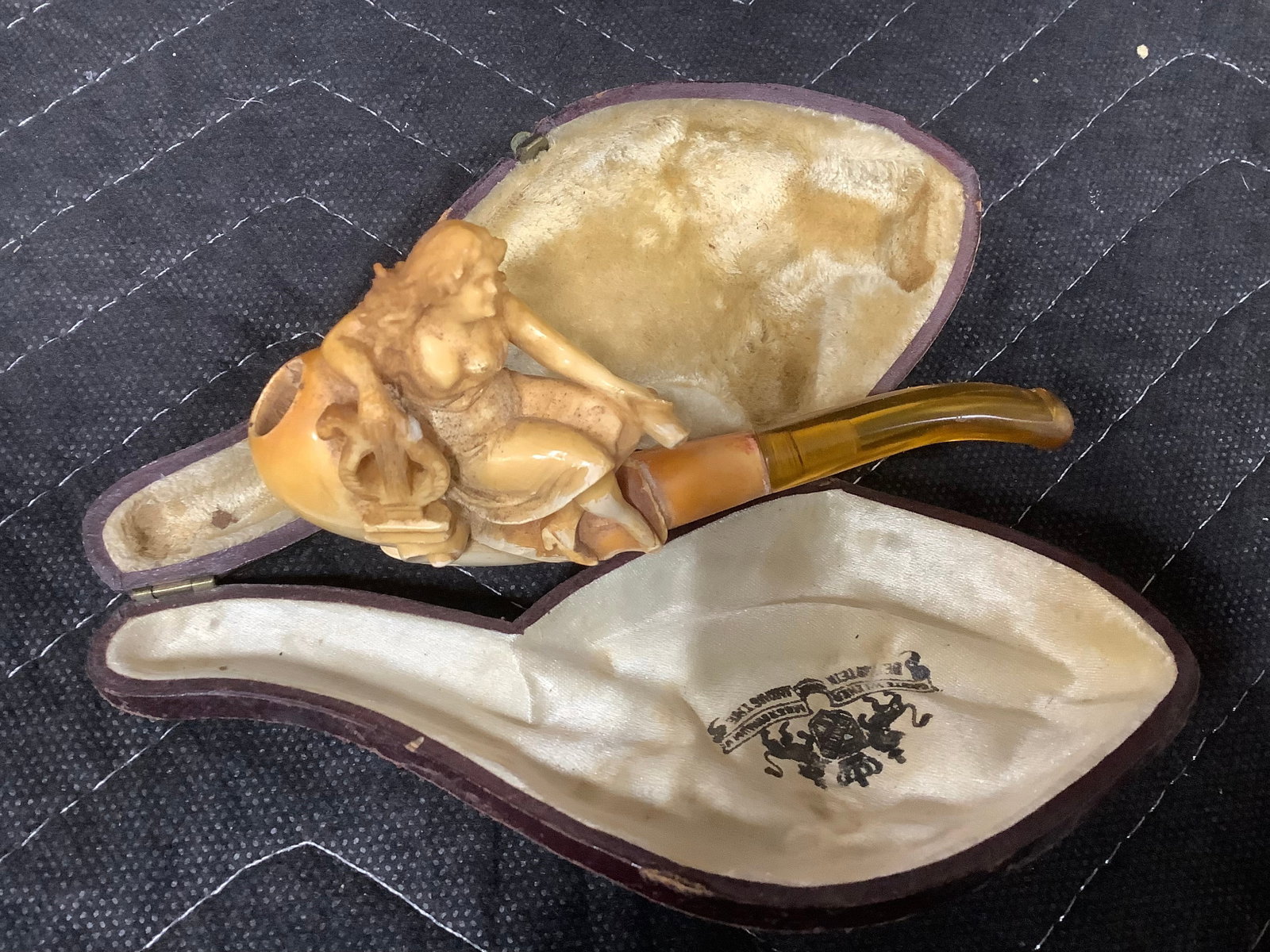 Erotic Pipe with Case (1 of 1)