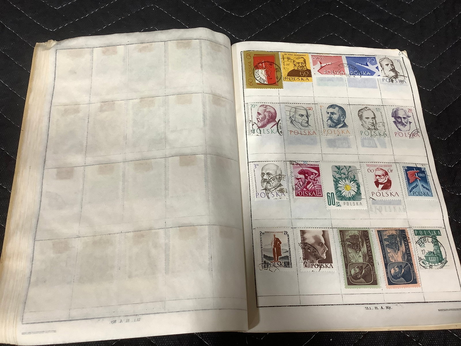 Vintage Stamp Album: Vintage Stamp Album