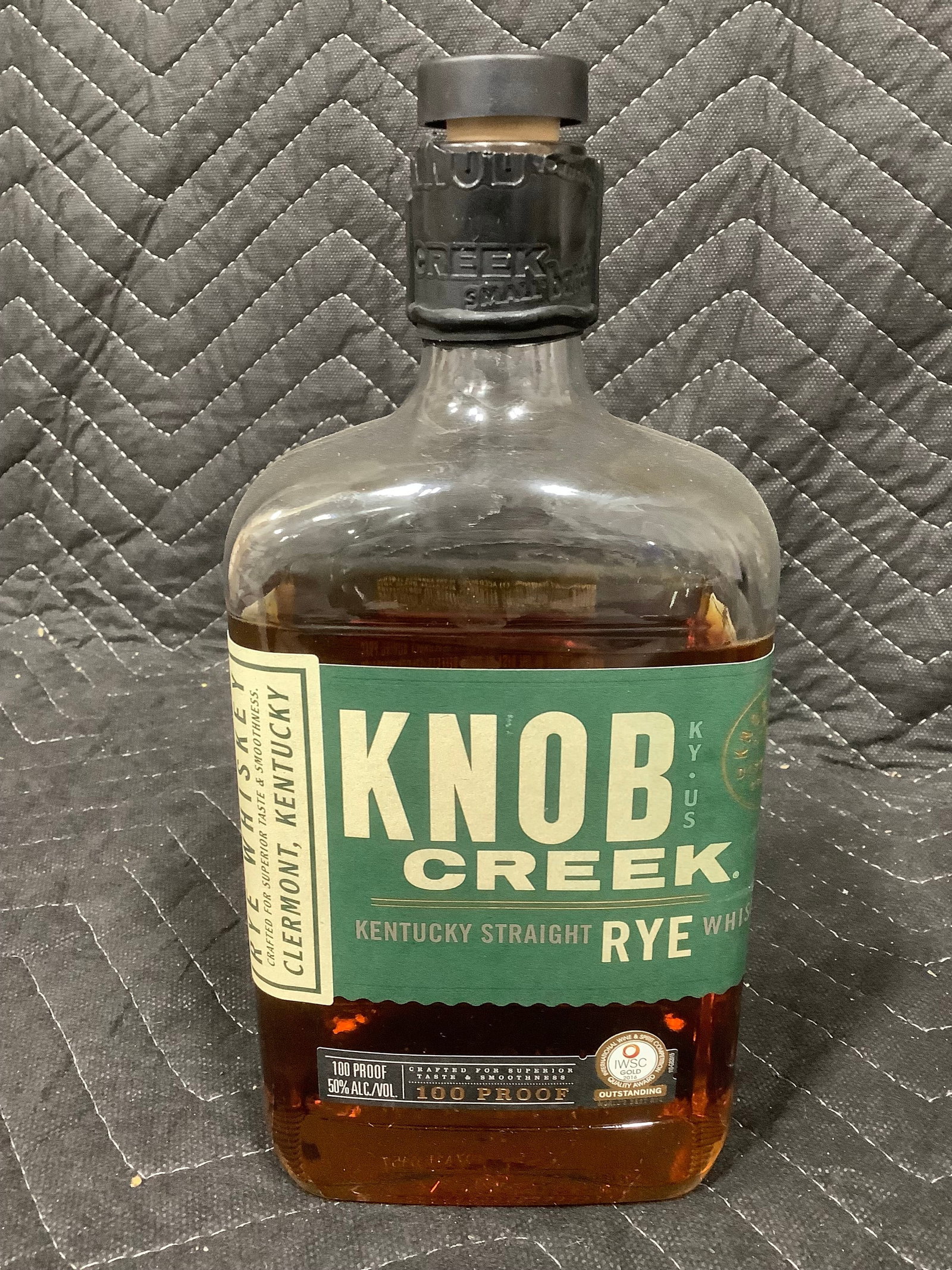 Knob Creek Kentucky Straight Rye Whiskey - 50% (750ml) *mosly full*: Knob Creek Kentucky Straight Rye Whiskey - 50% (750ml) *mosly full*