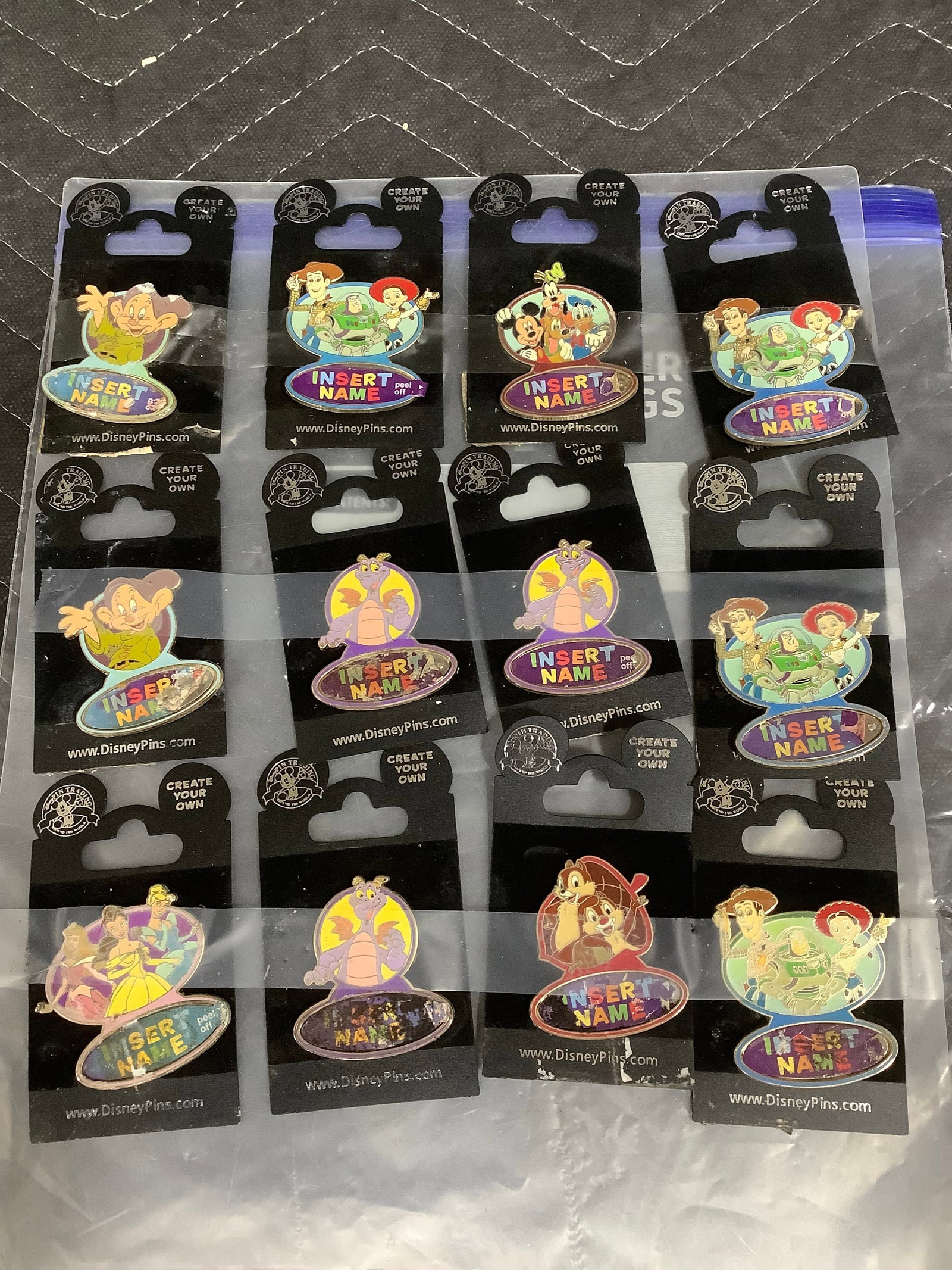 Disney pins: Disney pins