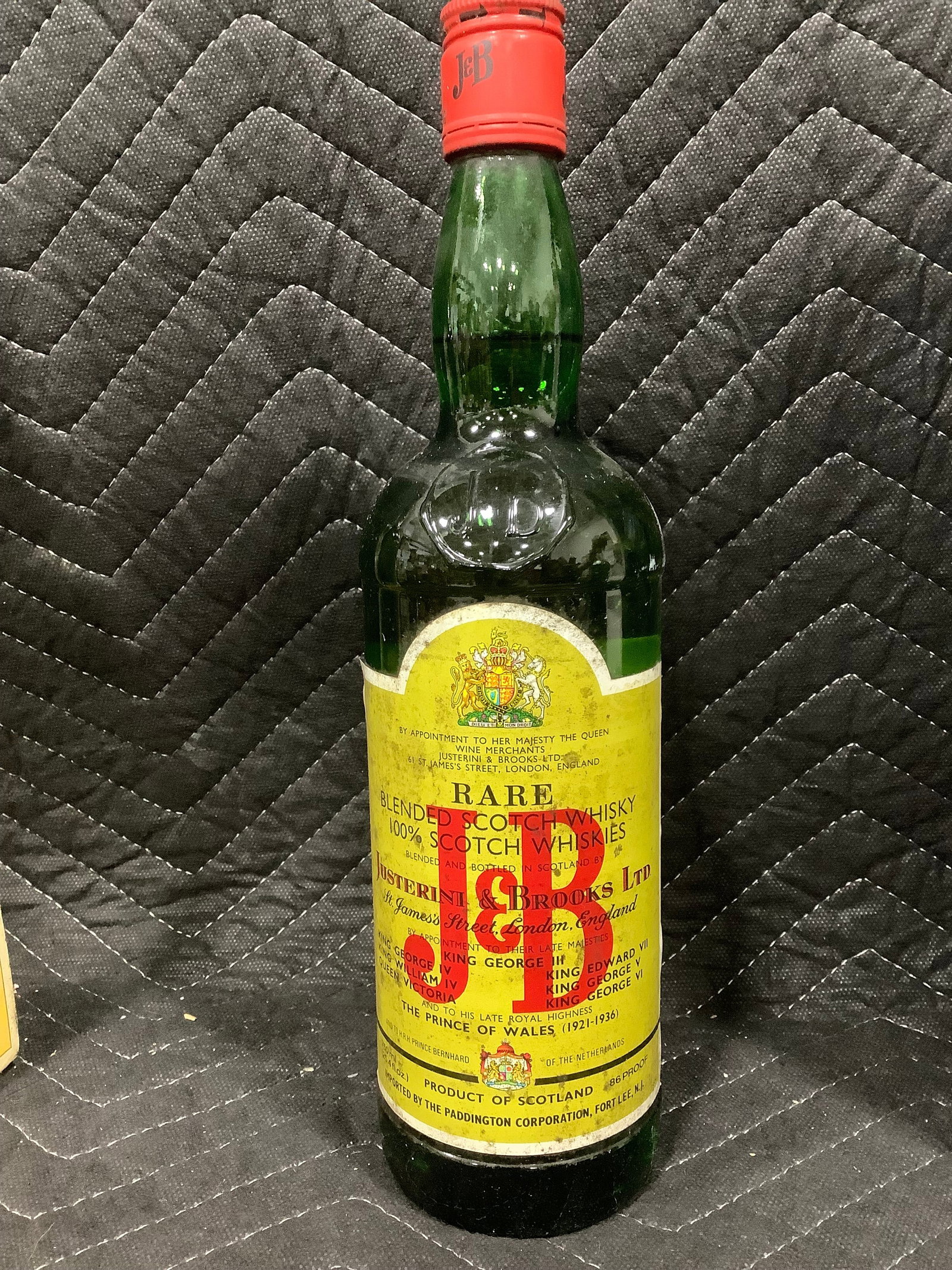 J&B Scotch Whiskey(86 proof, 750mL) (1 of 1)