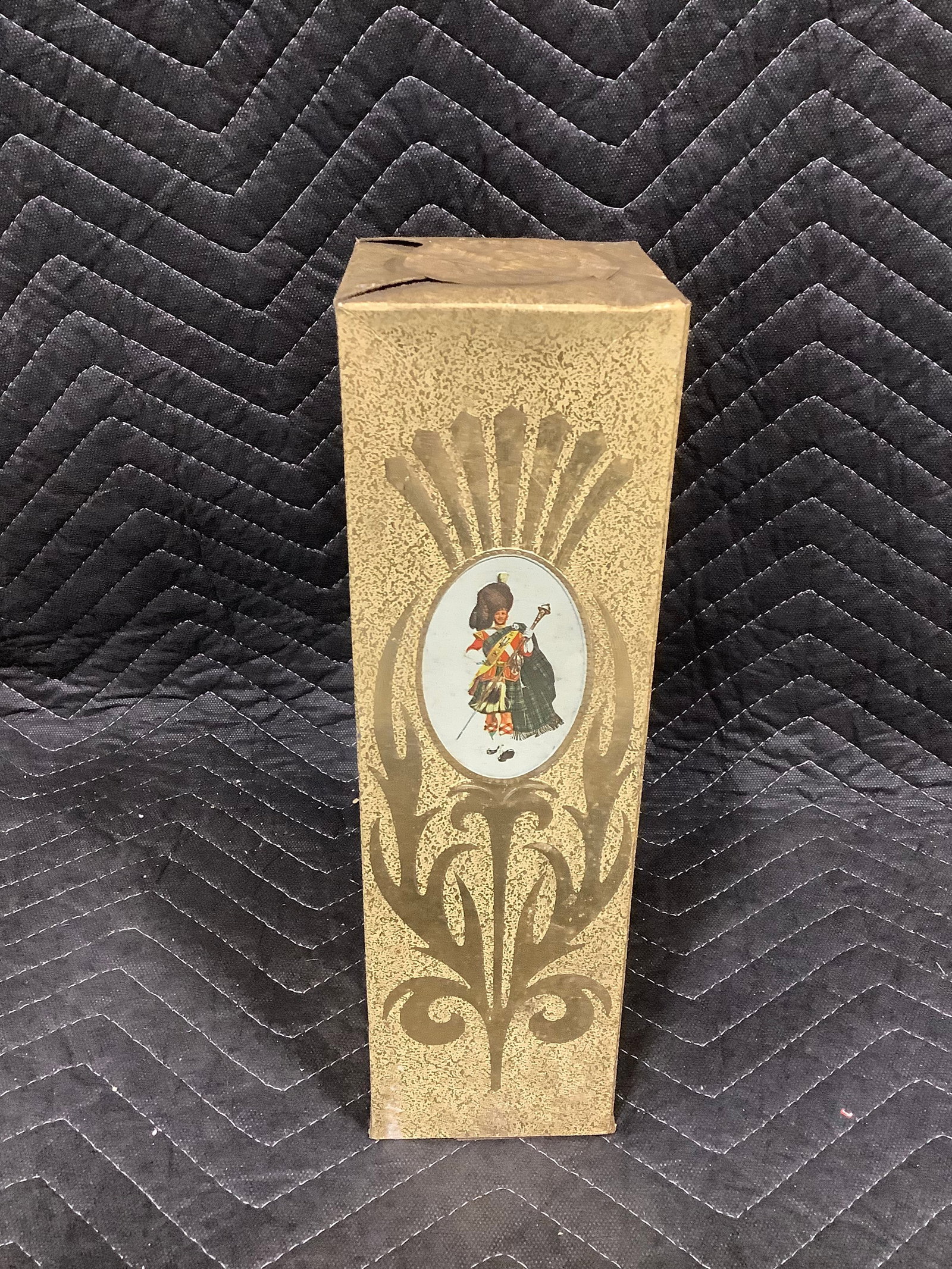 Vintage alcohol(new in box) (1 of 1)