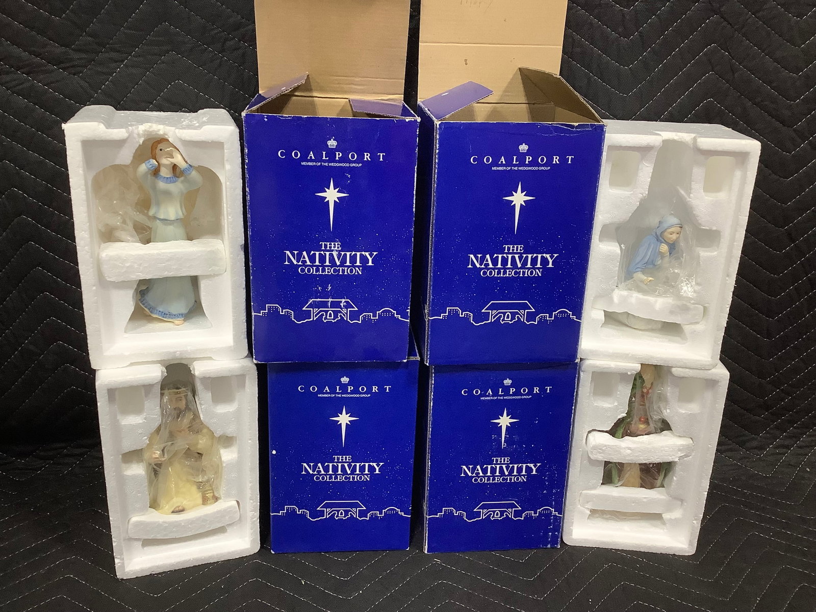 The Nativity Collection statues(one broken-pieces inside,needs repair): The Nativity Collection statues(one broken-pieces inside,needs repair)