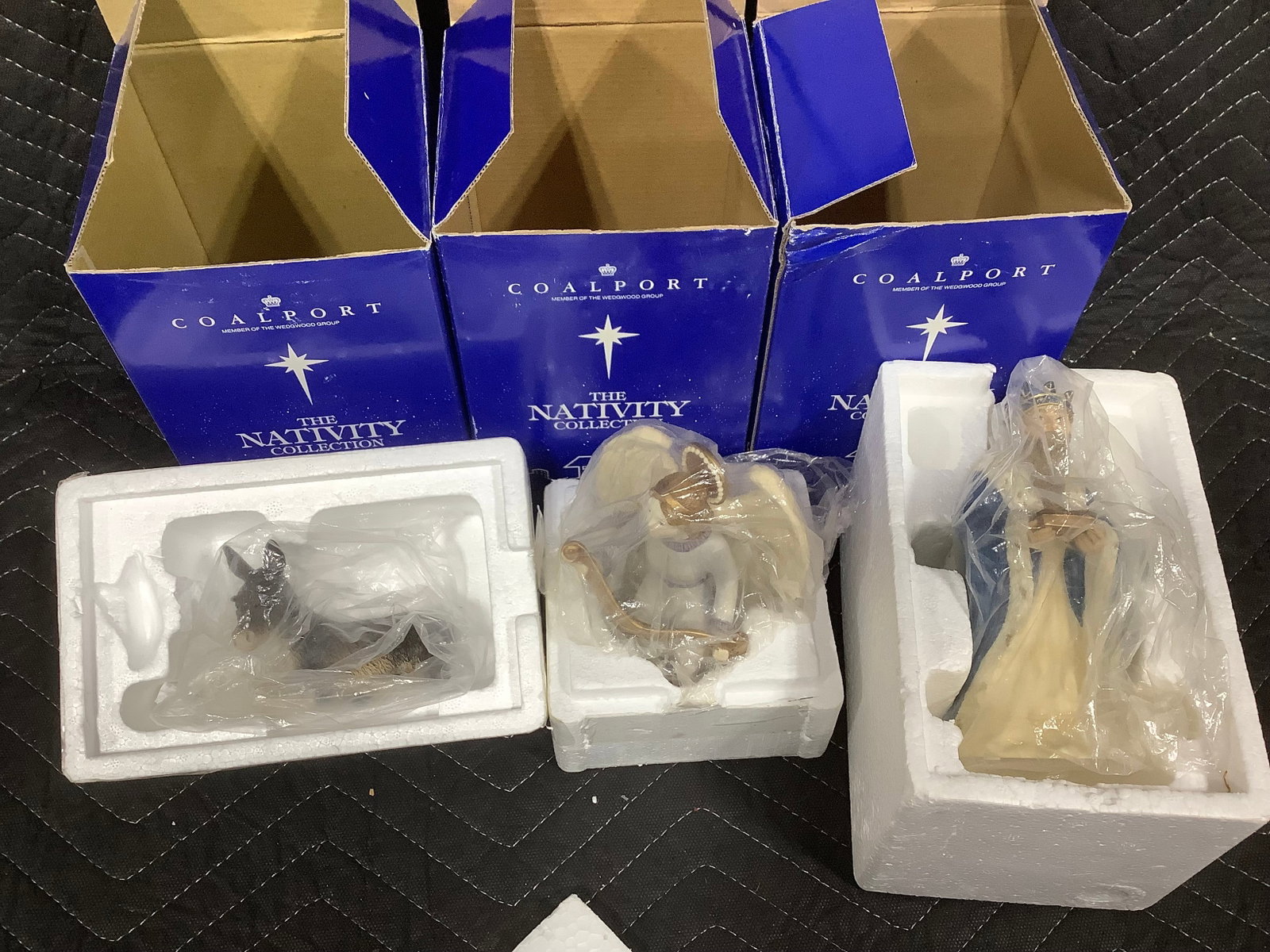 The Nativity Collection statues (1 of 1)