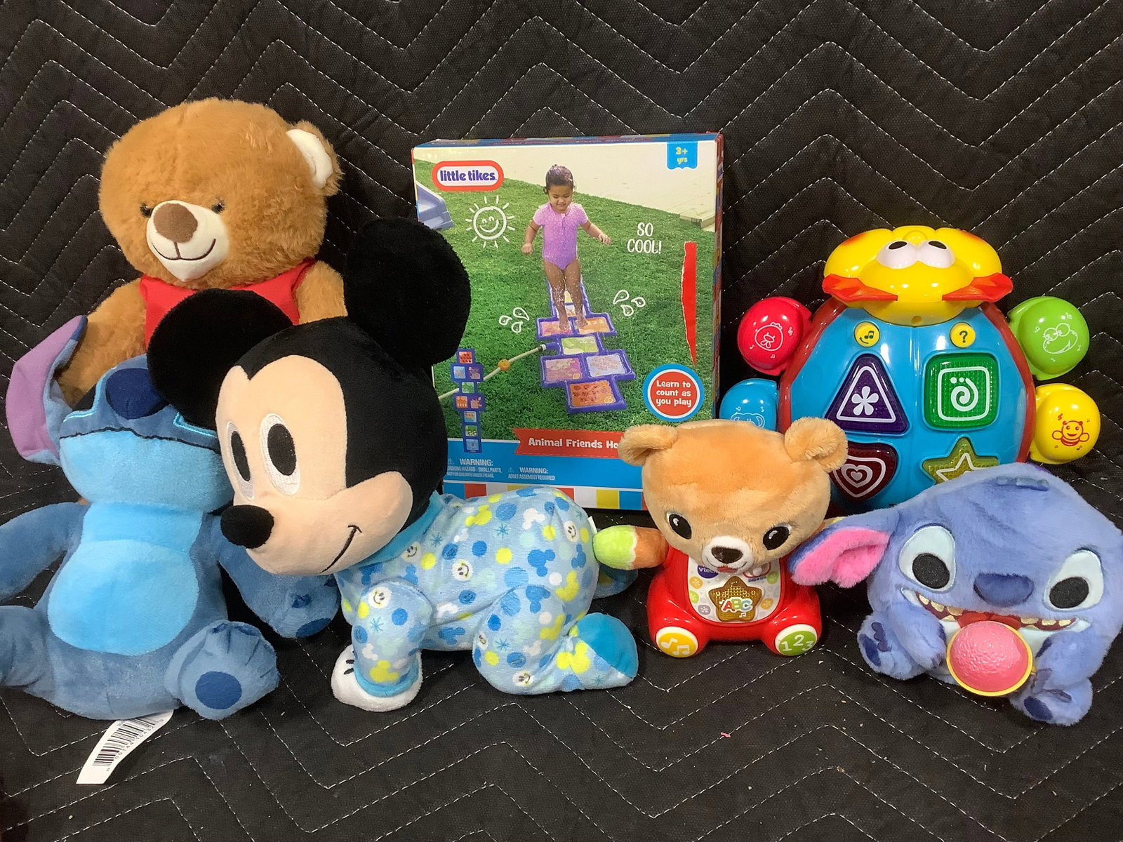 Lot of childrens toys(hopscotch sprinkler and more): Lot of childrens toys(hopscotch sprinkler and more)