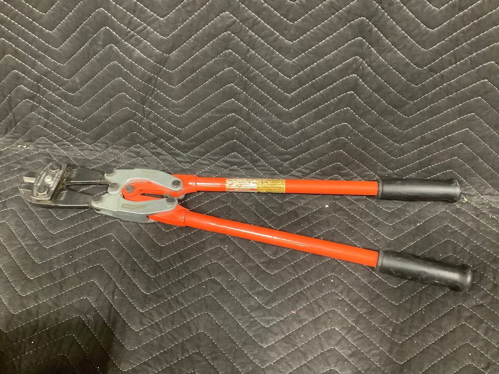 Crescent H.K. Porter power pivot bolt cutter(27inlong) (1 of 1)