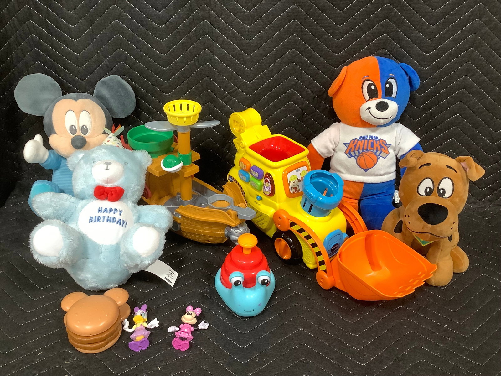 Plush dolls and childrens toys (1 of 1)