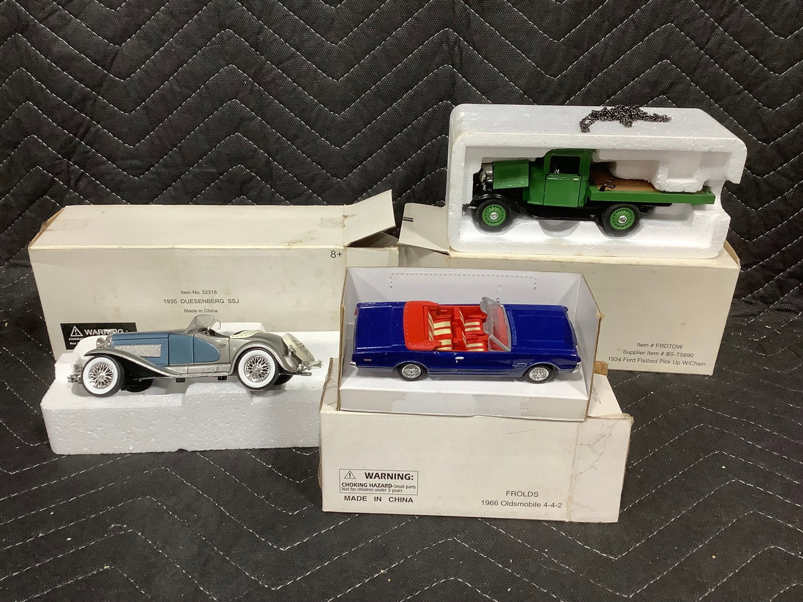 Vintage Car Models - Ford, Oldsmobile, etc: Vintage Car Models - Ford, Oldsmobile, etc