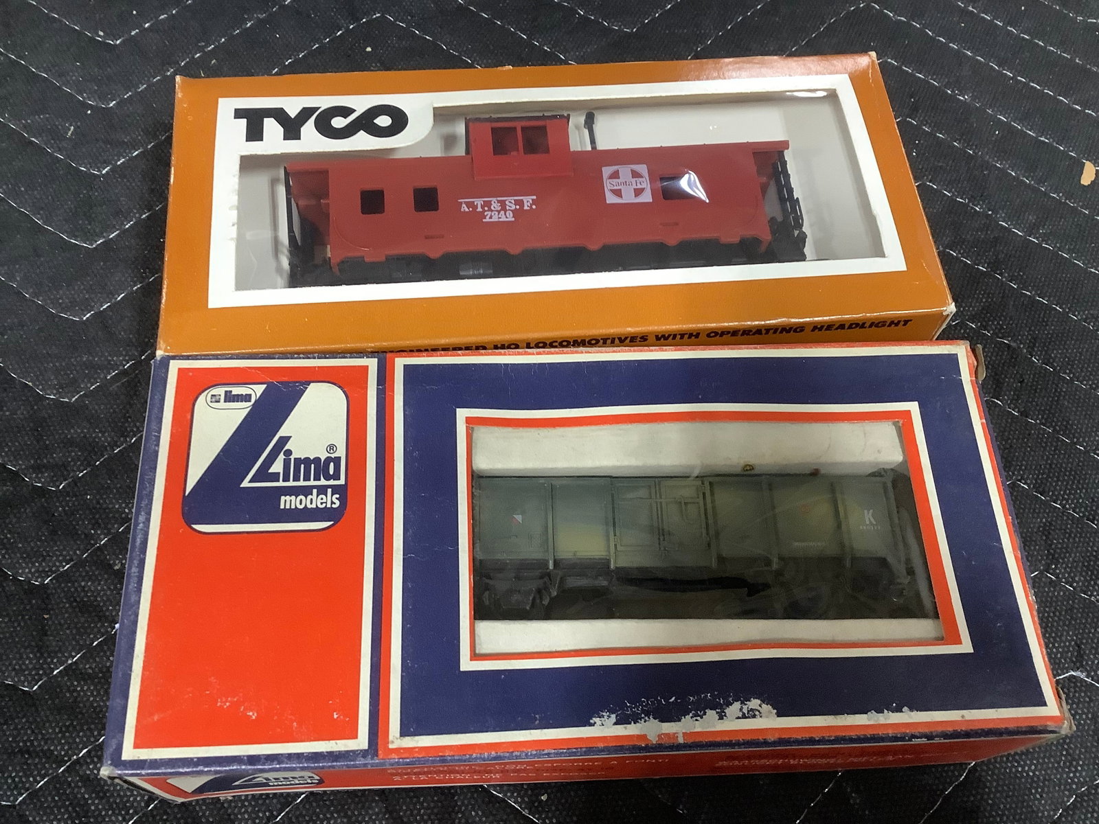 Various Train Models - Tyco and Lima *new in boxes*: Various Train Models - Tyco and Lima *new in boxes*