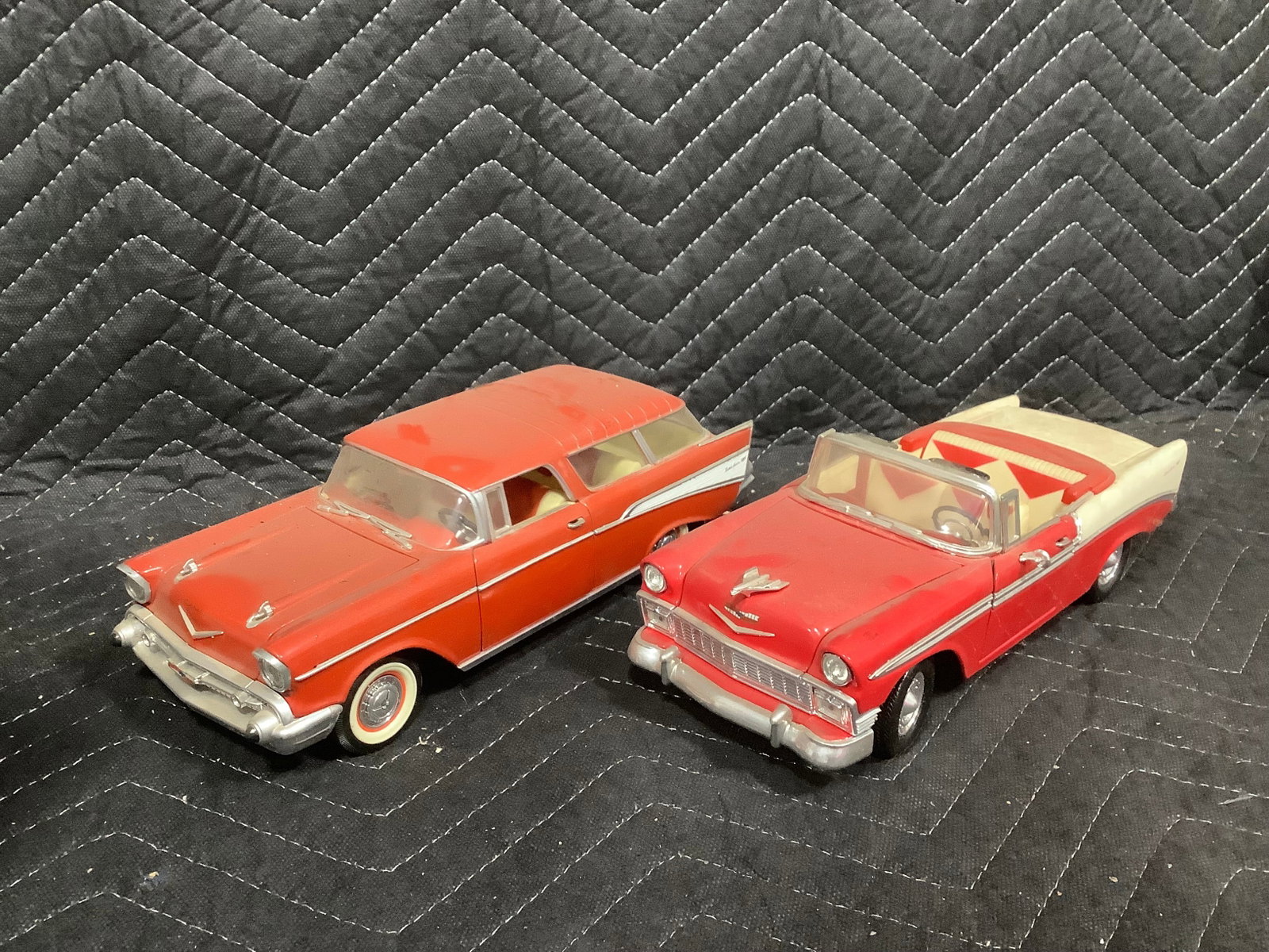 Vintage Diecast Models (1956 Chevrolet Bel Air, 1957 Chevrolet Nomad) (1 of 1)