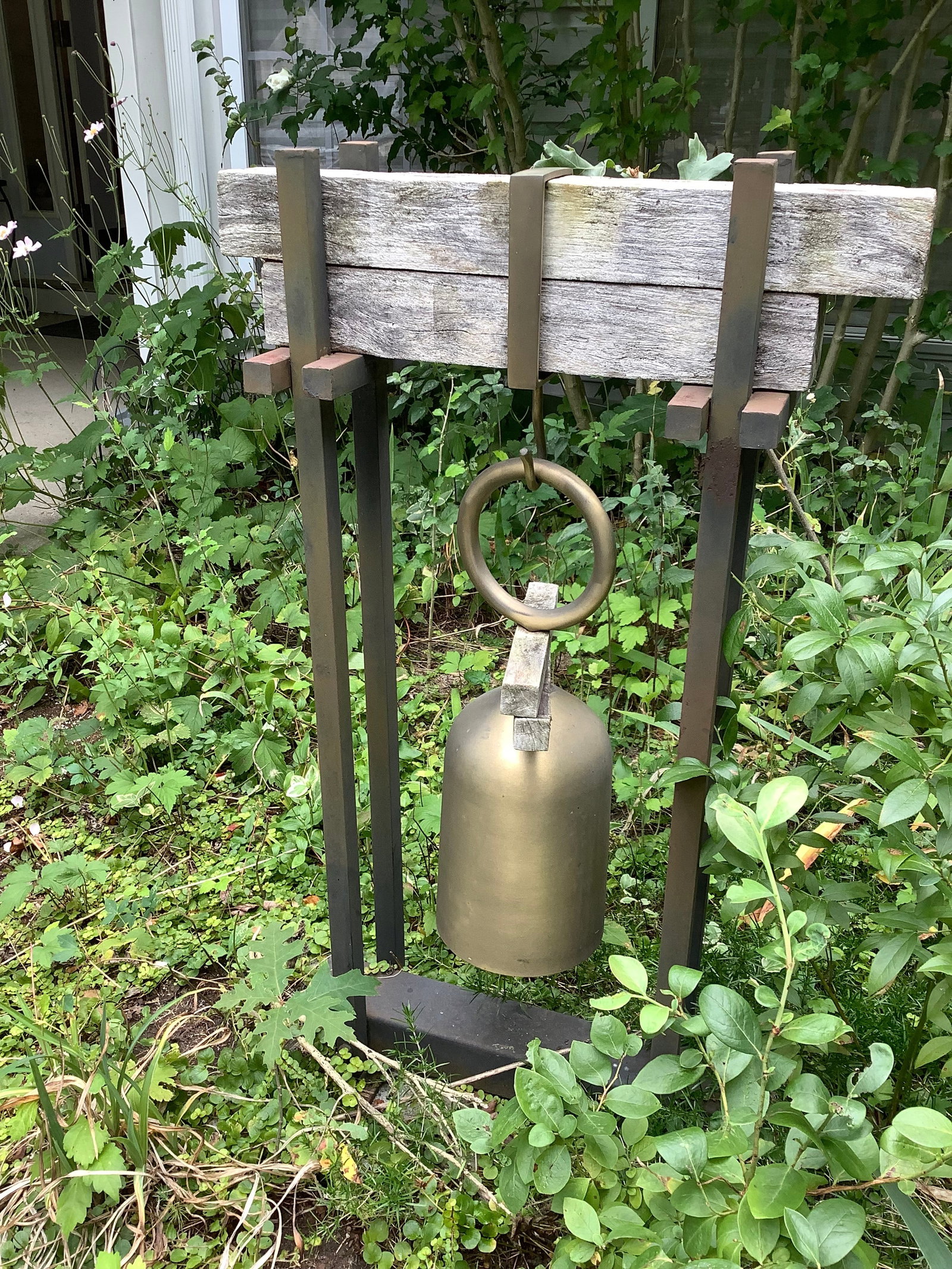 Chinese bell: PICK UP @ 806 SOUTHEND COURT MANCHESTER, NJ ON OCT. 4TH FROM 9AM TO 11AM ONLY**** ANY ORDER NOT PICKED UP ON THE 4TH WILL BE CHARGED $25 PER LOT TO BE MOVED TO OUR KEYPORT LOCATION.