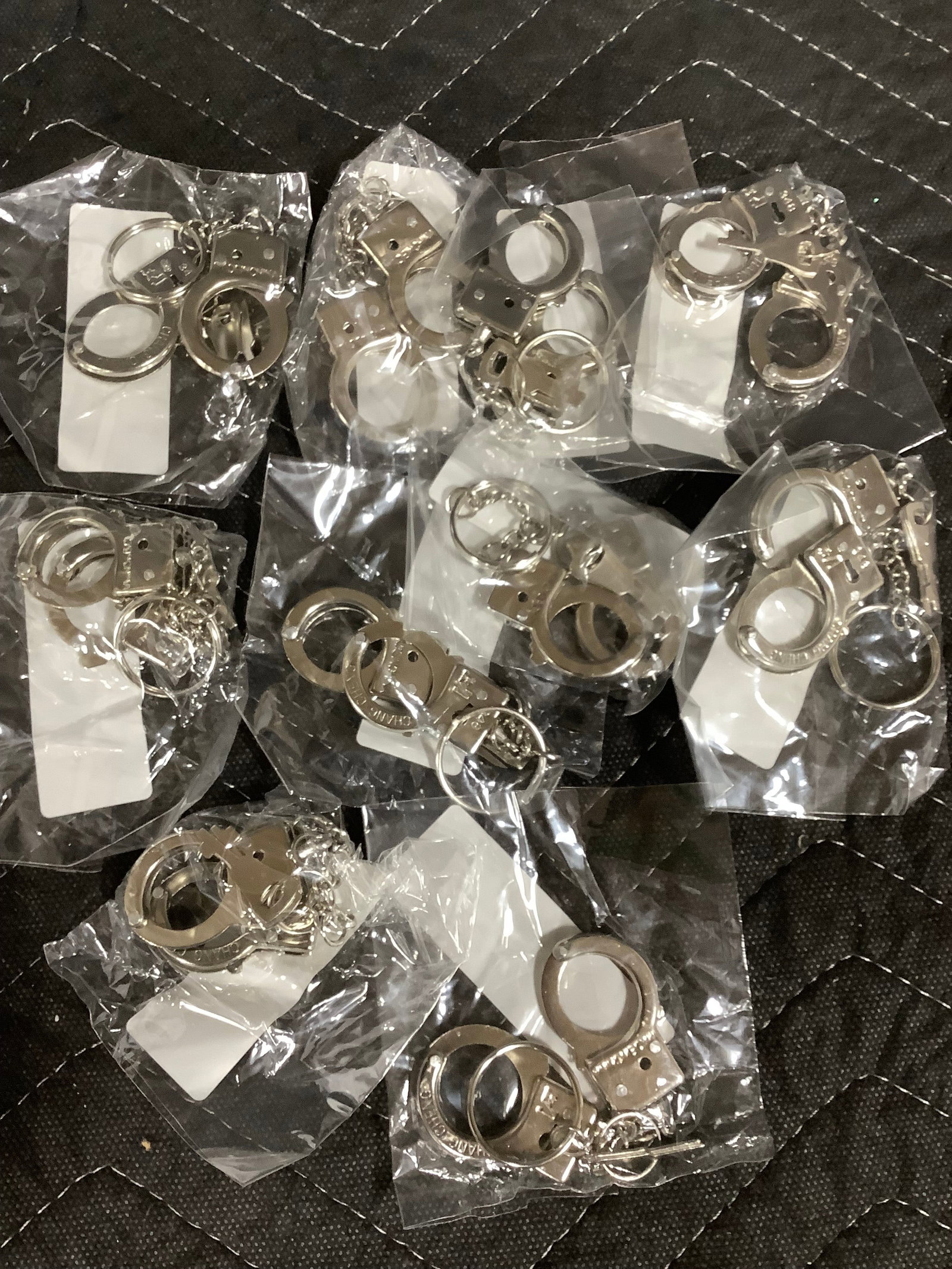 Mini Handcuffs: Mini Handcuffs