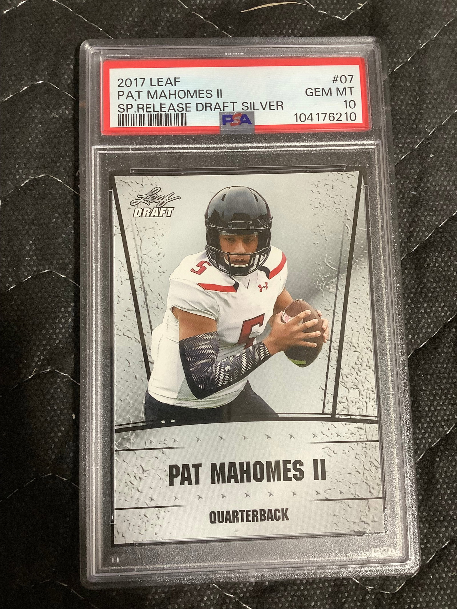 2017 Pat Mahomes Graded Card (1 of 1)