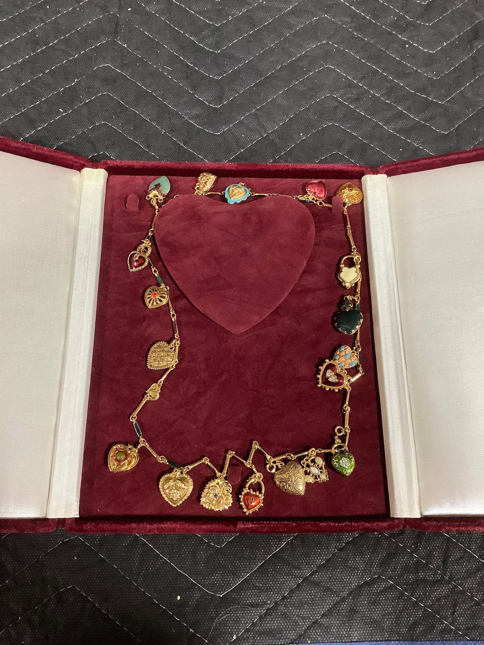 Vintage flowers charm necklace (1 of 1)