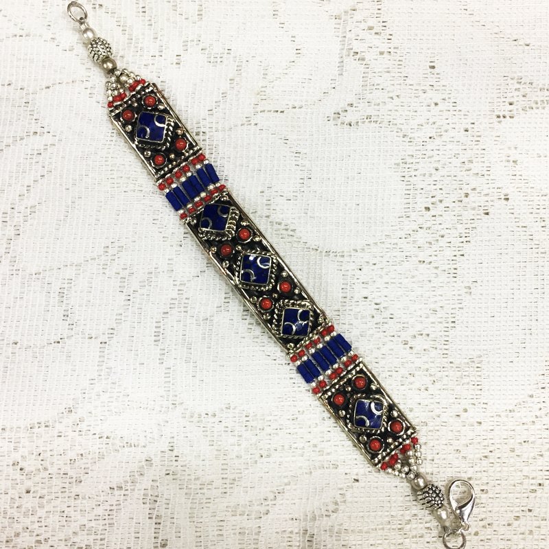 Buddhist Turquoise Vintage Old Bracelet: Incredible one of a kind pieces for all occasions. Great for yourself, gifts for friends, or even to sell in your own store!! We are now offering wholesale prices! Item: Antique Tibetan Handmad