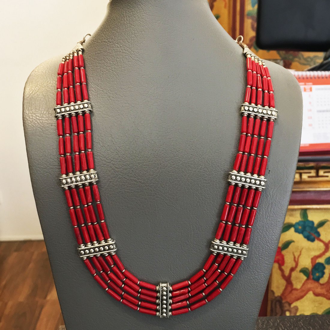 Antique Choker Coral Handmade Necklace: Incredible one of a kind pieces for all occasions. Great for yourself, gifts for friends, or even to sell in your own store!! We are now offering wholesale prices! Item: Antique Tibetan Handmad