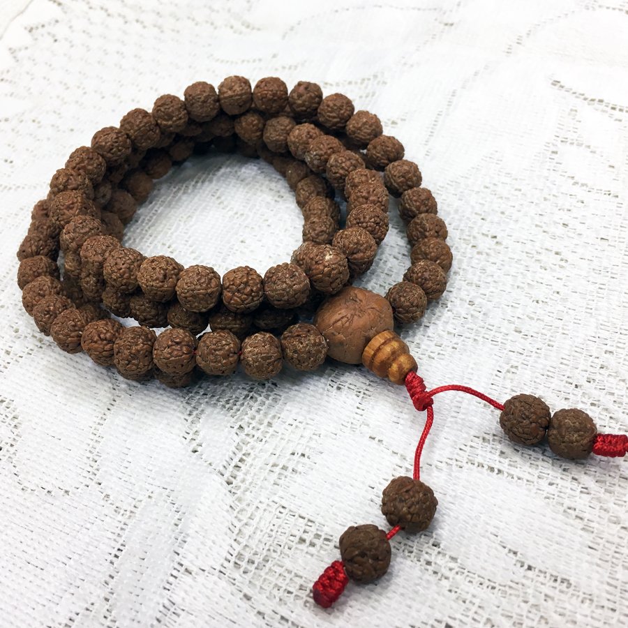 Rudrakha 8MM Buddhsit Meditation 108 Prayer Beads Mala: 8mm Rudrakha 108 Meditation Prayer Beads108 Meditation Prayer BeadsBuddhist mala or prayer beads is used for counting scared mantras (prayers). The main