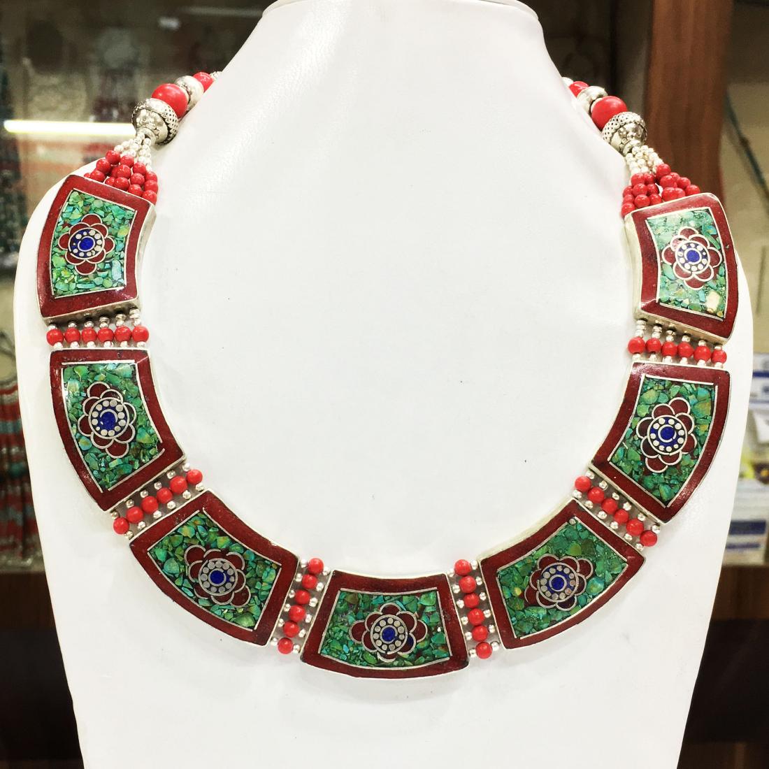 Antique Traditional Vintage Choker Necklace: Tibetan Jewelry :- Exquisitely Beautiful & Amazingly affordable. We are an expert in manufacturer & trade and ship (Wholesale & Export) worldwide. Our manufacturing is located in Kathmandu