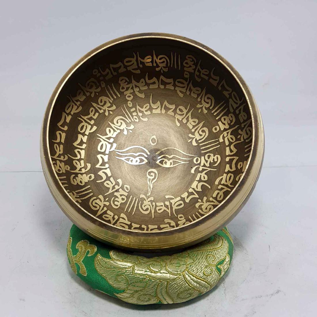 Om Mane Padme Hum mantra design Singing Bowls (1 of 3)