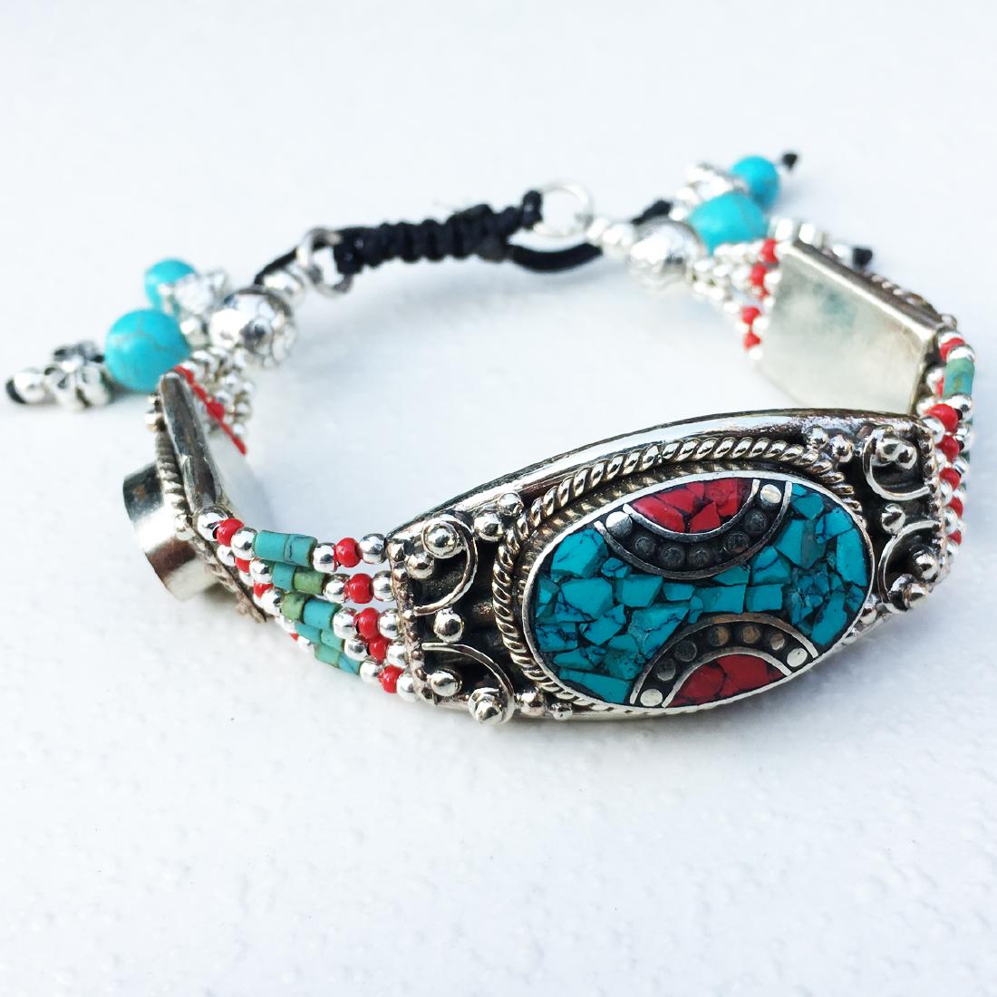 Antique Traditional Vintage Choker Bracelet: Tibetan Jewelry :- Exquisitely Beautiful & Amazingly affordable. We are an expert in manufacturer & trade and ship (Wholesale & Export) worldwide. Our manufacturing is located in Kathmandu