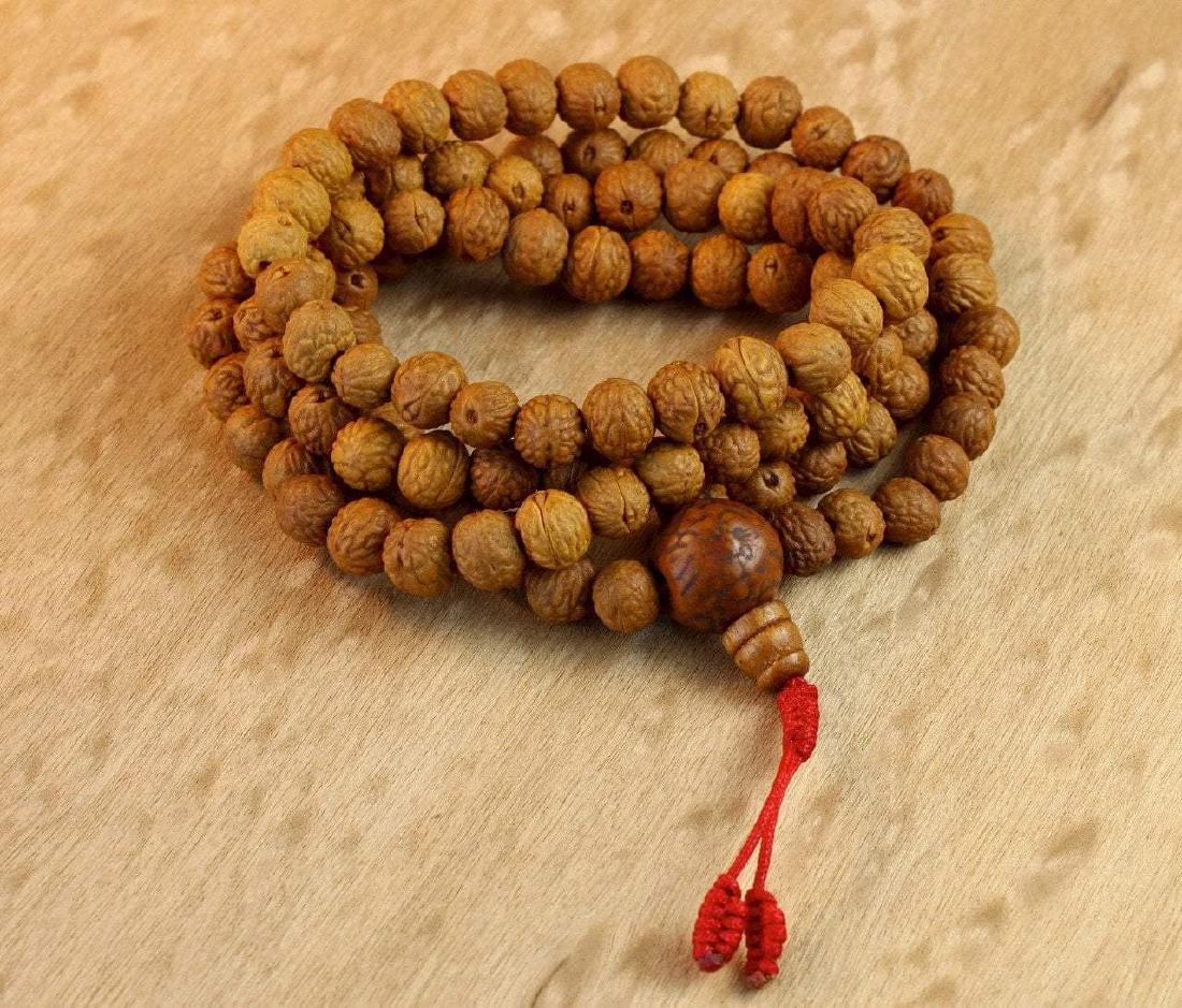 TRADITIONAL RAKTU 108 SEED MALA: 8mm 108 Meditation Prayer Beads 108 Meditation Prayer Beads Buddhist mala or prayer beads is used for counting scared mantras (prayers). The main