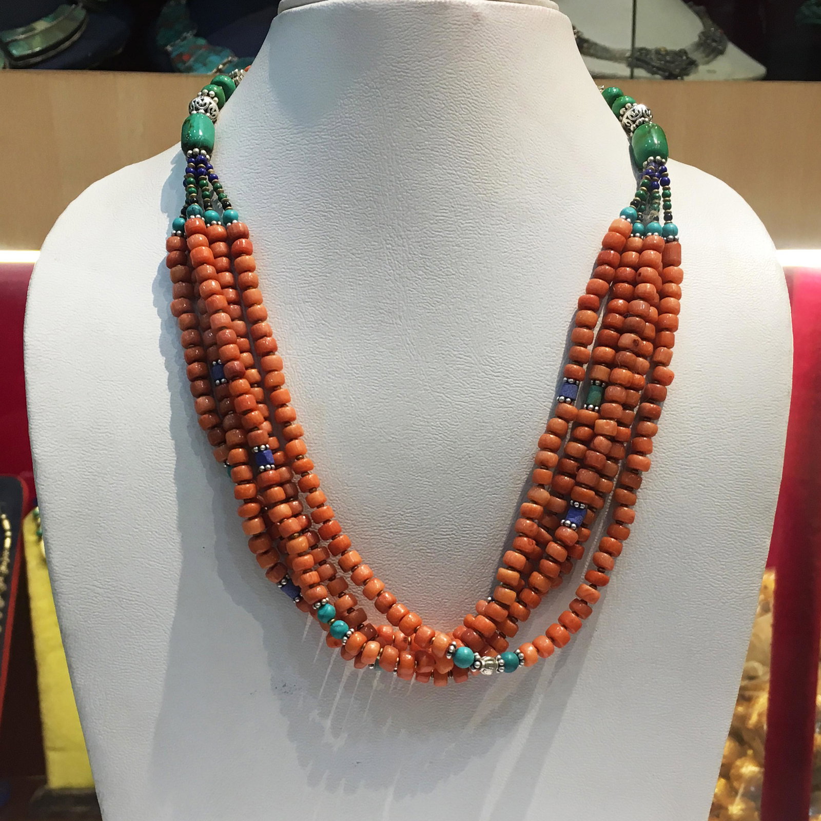 Natural Old Taiwani Coral Beaded Necklace: Natural Old Turquoise & Coral NecklaceWeight: 51 Gram ApproxGemstones: Natural Turquoise & CoralGemstone Orgin: Coral from Taiwan & Turquoise from AfghanistanBrand: HandmadeNecklace Length: 18” Appr