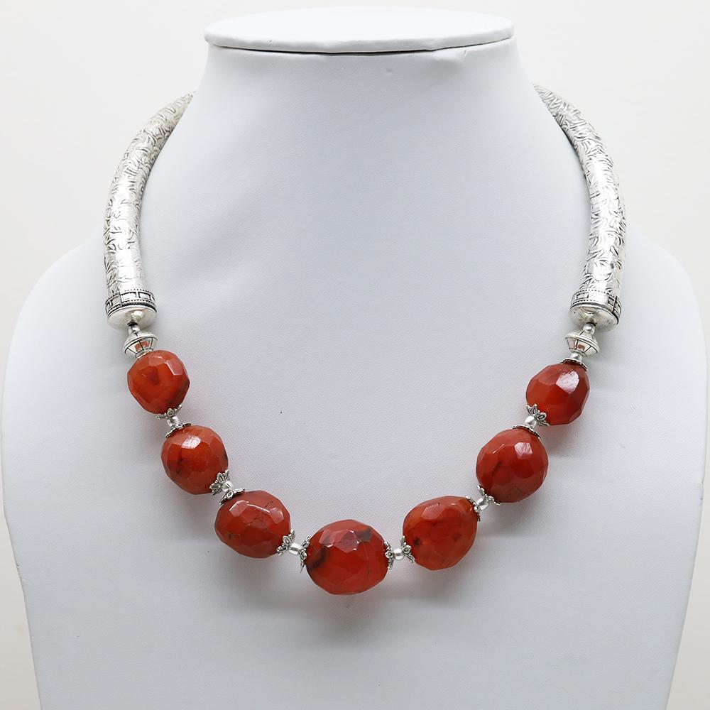 Indian Hand-Carved Metal & Carnelian Necklace: Indian Choker Necklace Set Silver Oxidised High Quality Boho Jewellery. This beautiful necklace set looks perfect with Indian , western and indo-western dresses. Perfect to club it with the six yards 