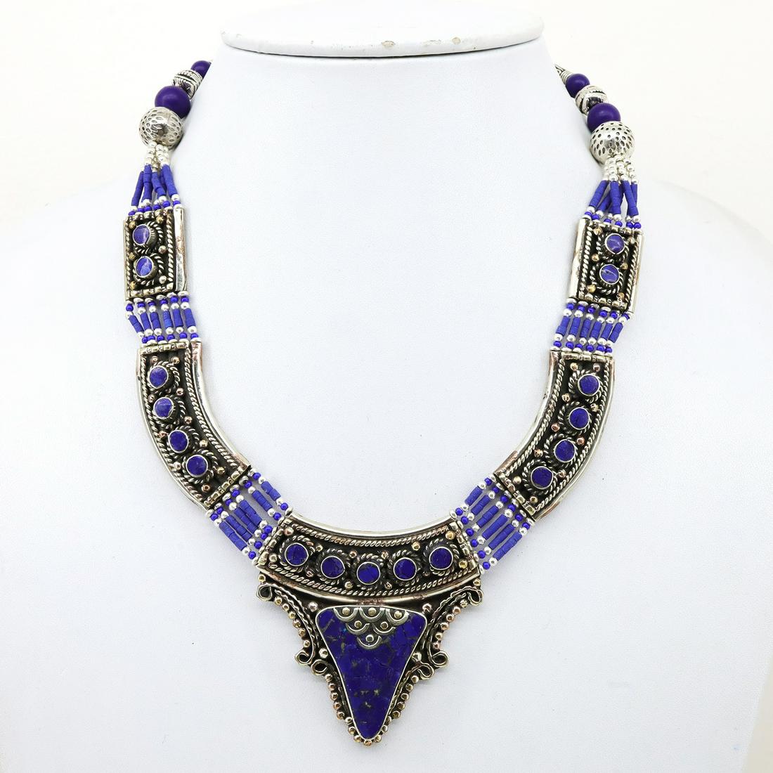 Tibetan Natural Lapis Chokar Necklace: Tibetan Handmade Ethnic NecklaceMain Stone: Turquoise, Coral & LapisMetal: Tibetan SilverSize(Inch): 18Material: StoneBrand: HandmadeStyle: BohemianEthnic Origin: TibetanCountry/Region of Manufacture: