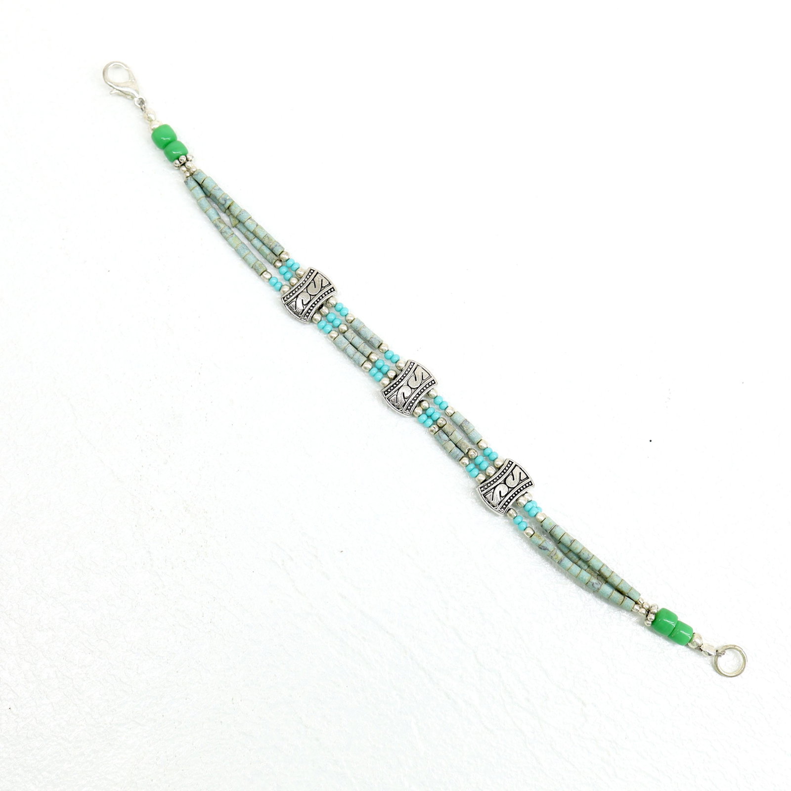 Tibetan Turquoise Handmade Beaded Bracelet: TIBETAN TURQUOISE & CORAL HANDMADE BRACELETWeight: 10 Gram ApproxGemstones: Turquoise & Coral, LapisBrand: HandmadeBracelet Length: 7 to 8 InchCountry/Region of Manufacture: Kathmandu/Nepal
