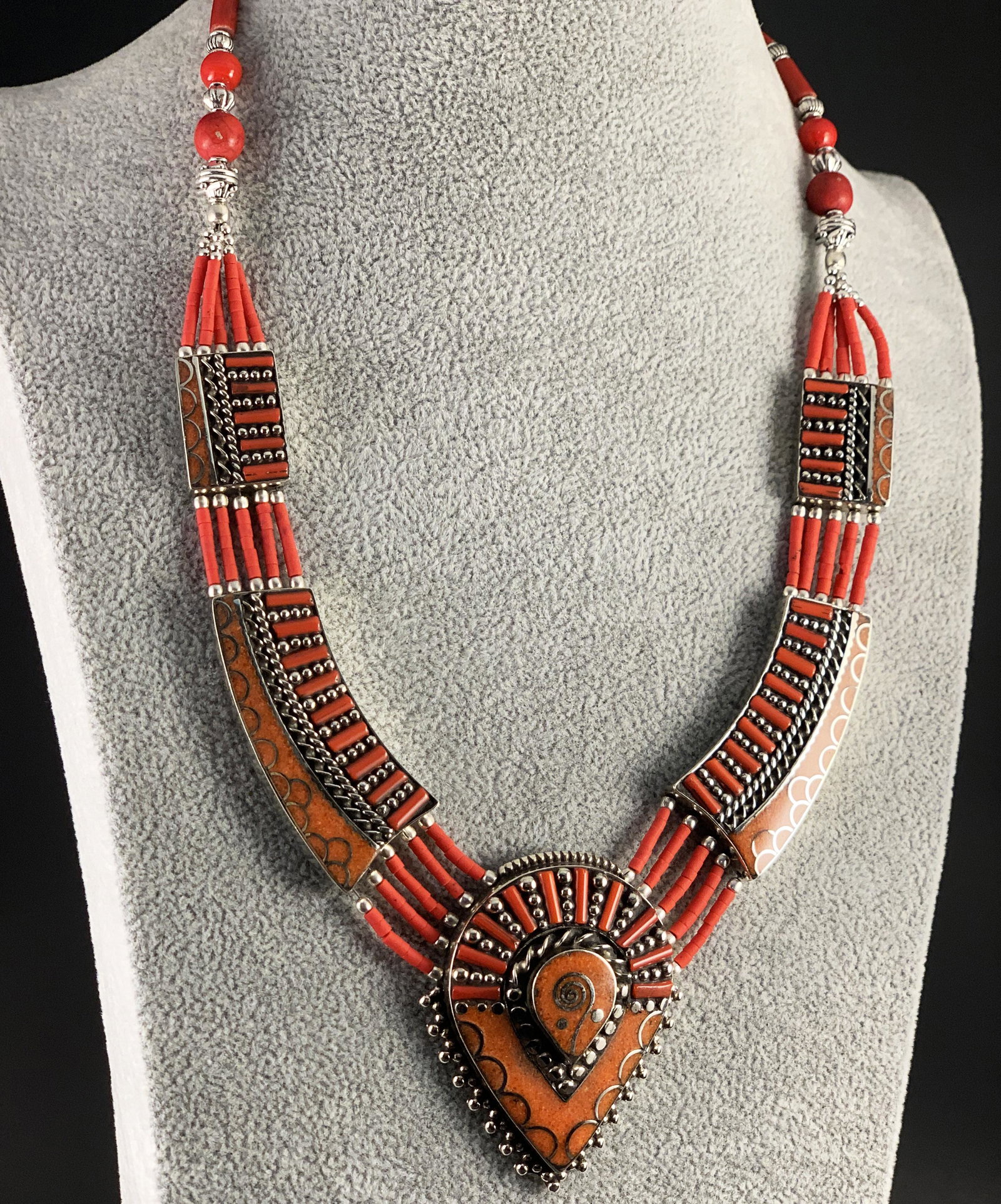 Tibetan Turquoise Handmade Chokar Necklace: Tibet Natural Stone Hand Made Turquoise, Coral & Lapis Necklace......This elegant Necklace was handcrafted in Tibet, the home of exquisite jewelry craftsmanship. It was skillfully made with large natu