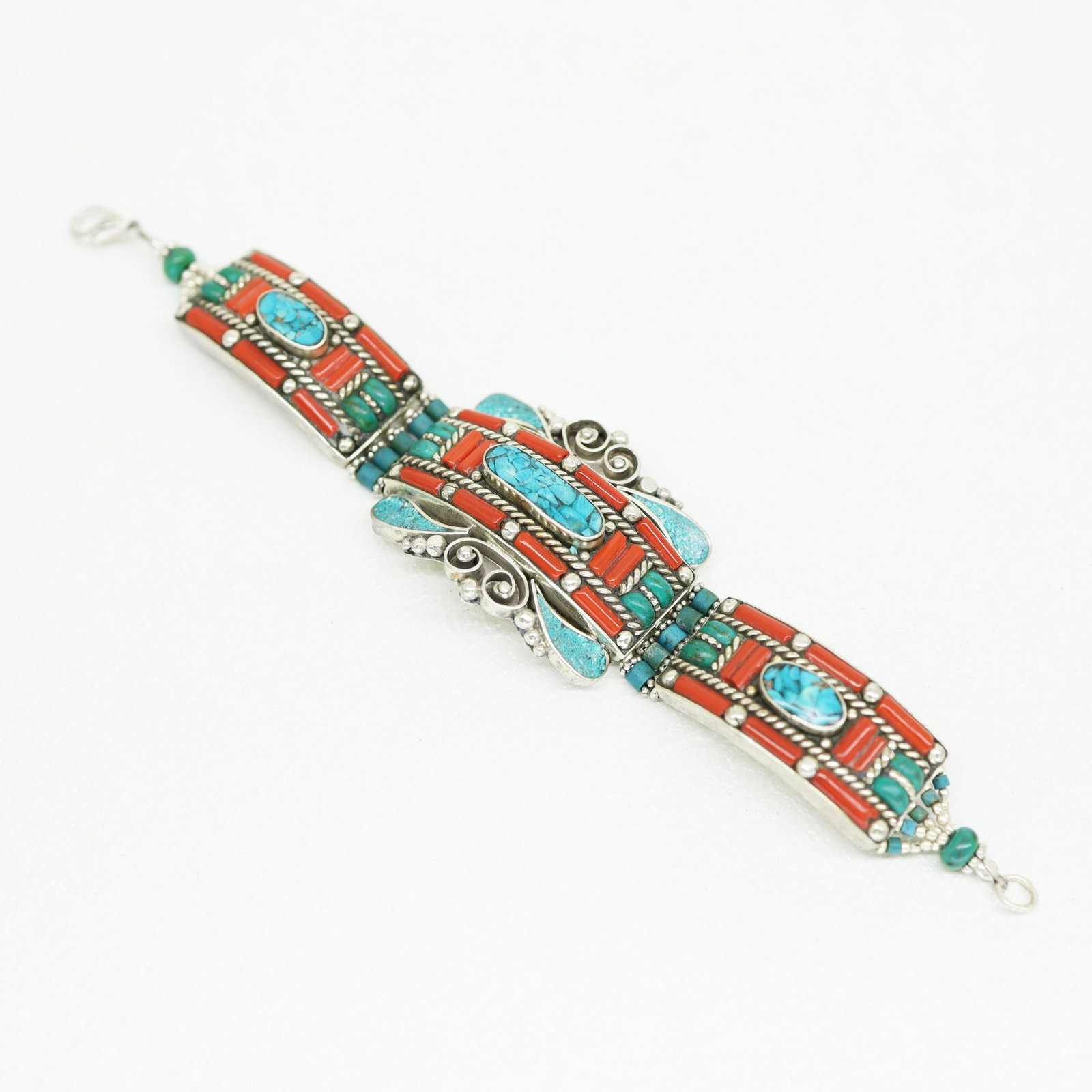 Ethnic Antique Turquoise Choker Handmade Bracelet: TIBETAN TURQUOISE & CORAL HANDMADE BRACELETWeight: 30 Gram ApproxGemstones: Turquoise & Coral, LapisBrand: HandmadeBracelet Length: 6 to 7 InchCountry/Region of Manufacture: Kathmandu/Nepal