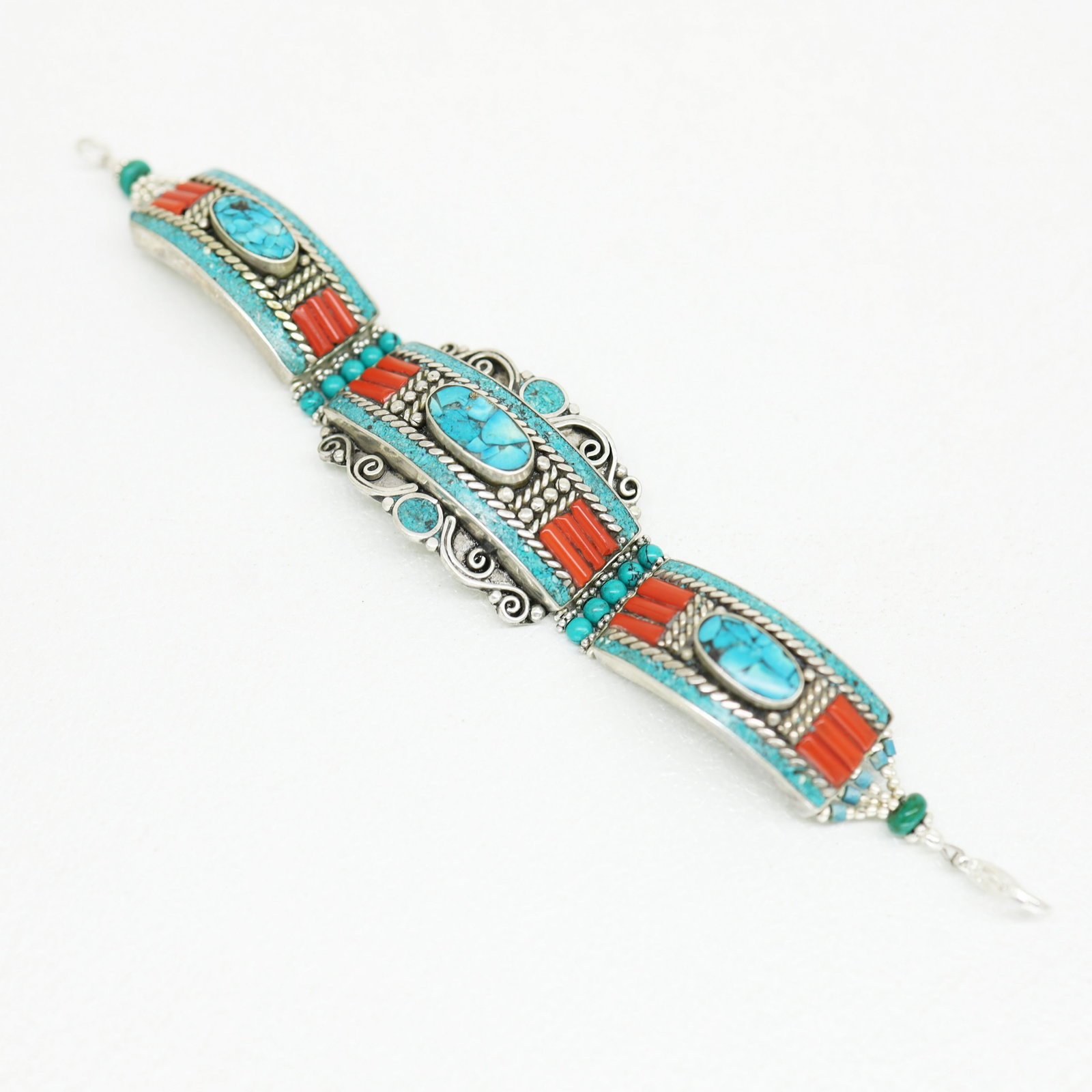 Antique Turquoise Choker Handmade Bracelet: TIBETAN TURQUOISE & CORAL HANDMADE BRACELETWeight: 30 Gram ApproxGemstones: Turquoise & Coral, LapisBrand: HandmadeBracelet Length: 6 to 7 InchCountry/Region of Manufacture: Kathmandu/Nepal