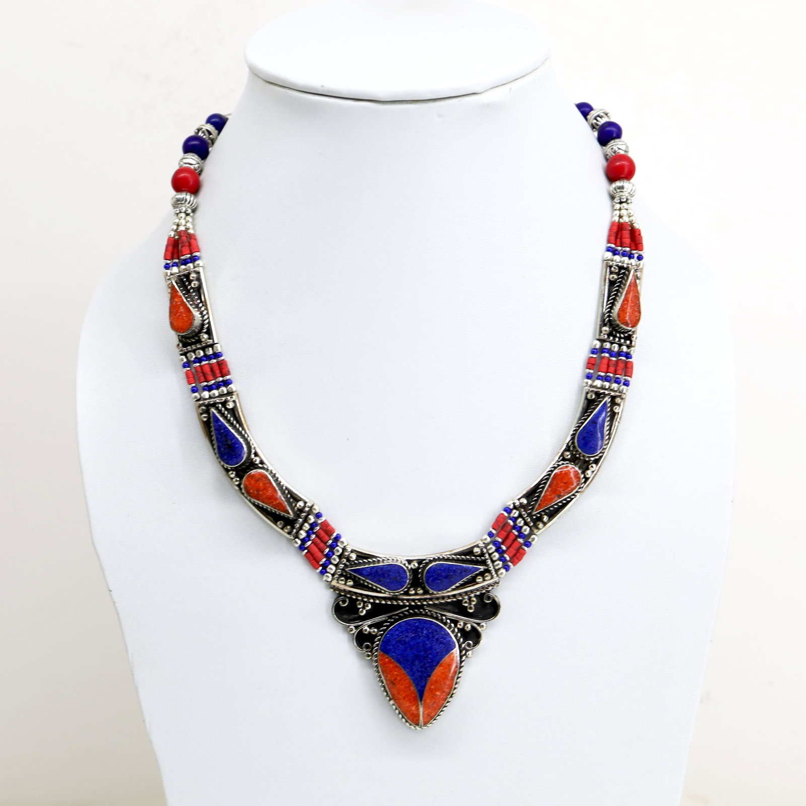 Tibetan Lapis & Coral Handmade Chokar Necklace: Tibet Natural Stone Hand Made Turquoise, Coral & Lapis Necklace......This elegant Necklace was handcrafted in Tibet, the home of exquisite jewelry craftsmanship. It was skillfully made with large natu