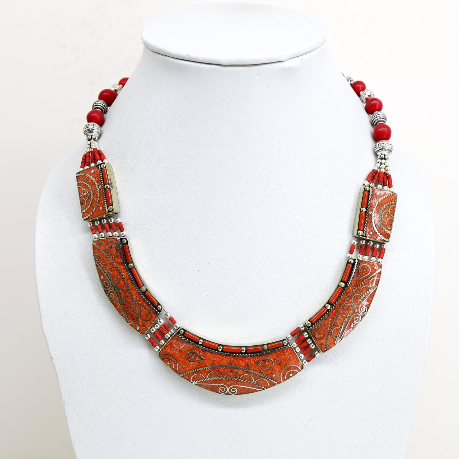 Tibetan Red Coral Handmade Chokar Necklace: Tibet Natural Stone Hand Made Turquoise, Coral & Lapis Necklace......This elegant Necklace was handcrafted in Tibet, the home of exquisite jewelry craftsmanship. It was skillfully made with large natu
