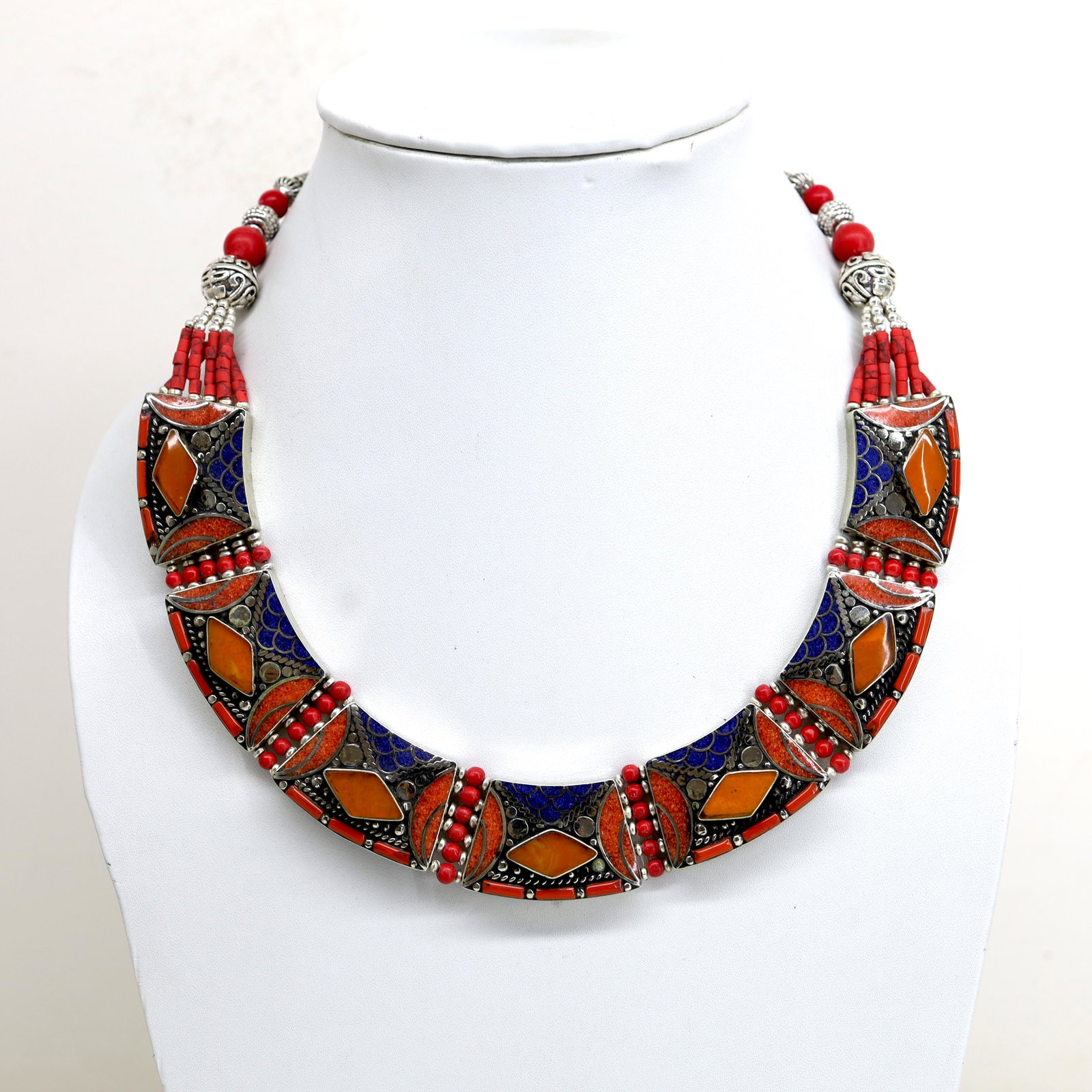 New Arrival - Red Coral Handmade Chokar Necklace: Tibet Natural Stone Hand Made Turquoise, Coral & Lapis Necklace......This elegant Necklace was handcrafted in Tibet, the home of exquisite jewelry craftsmanship. It was skillfully made with large natu